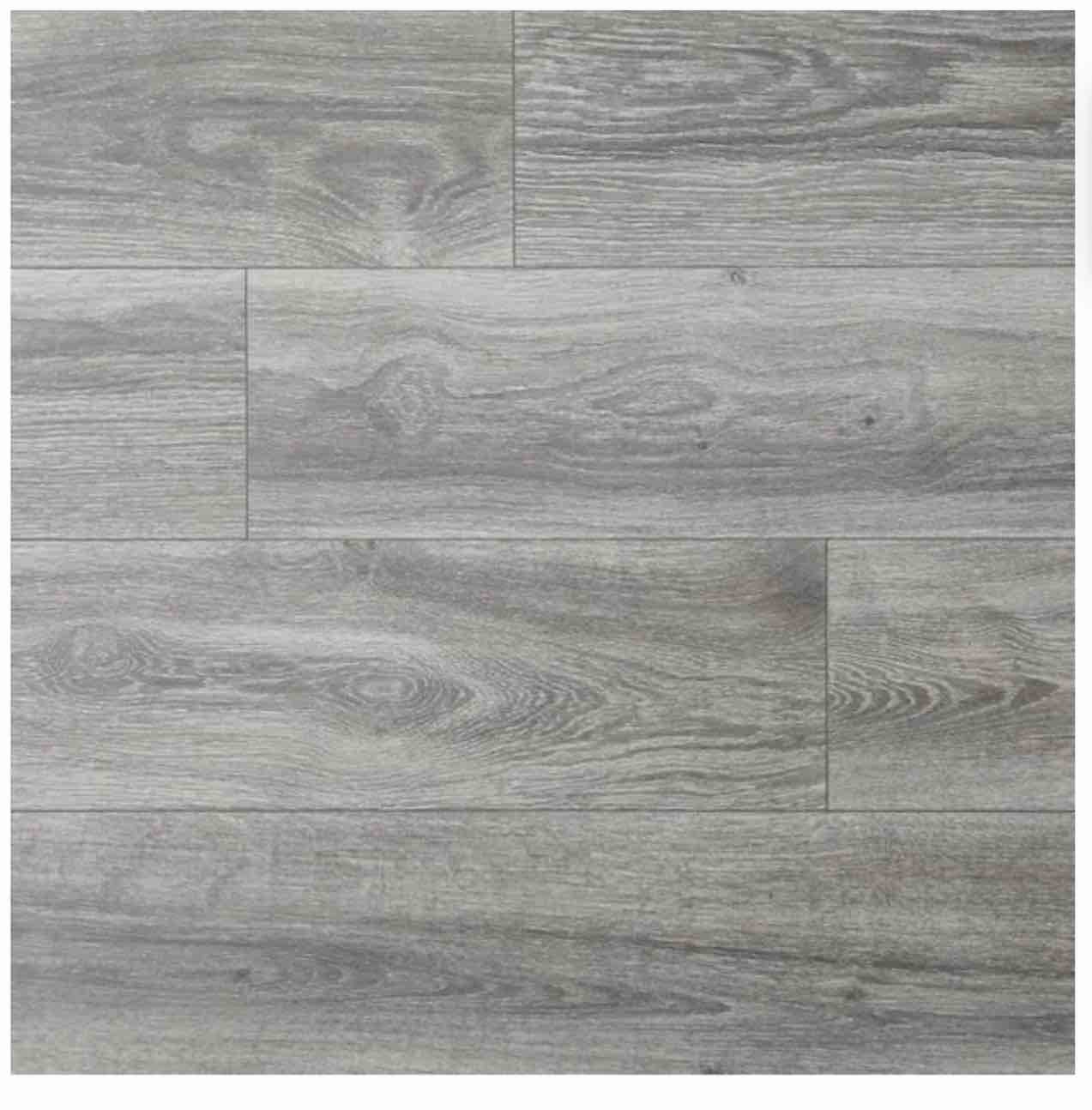 Silverton Oak 8 mm T x 7.5 in. W Water Resistant Laminate Wood Flooring (23.7 sqft/case) 35 Boxes - Bid per sq ft 