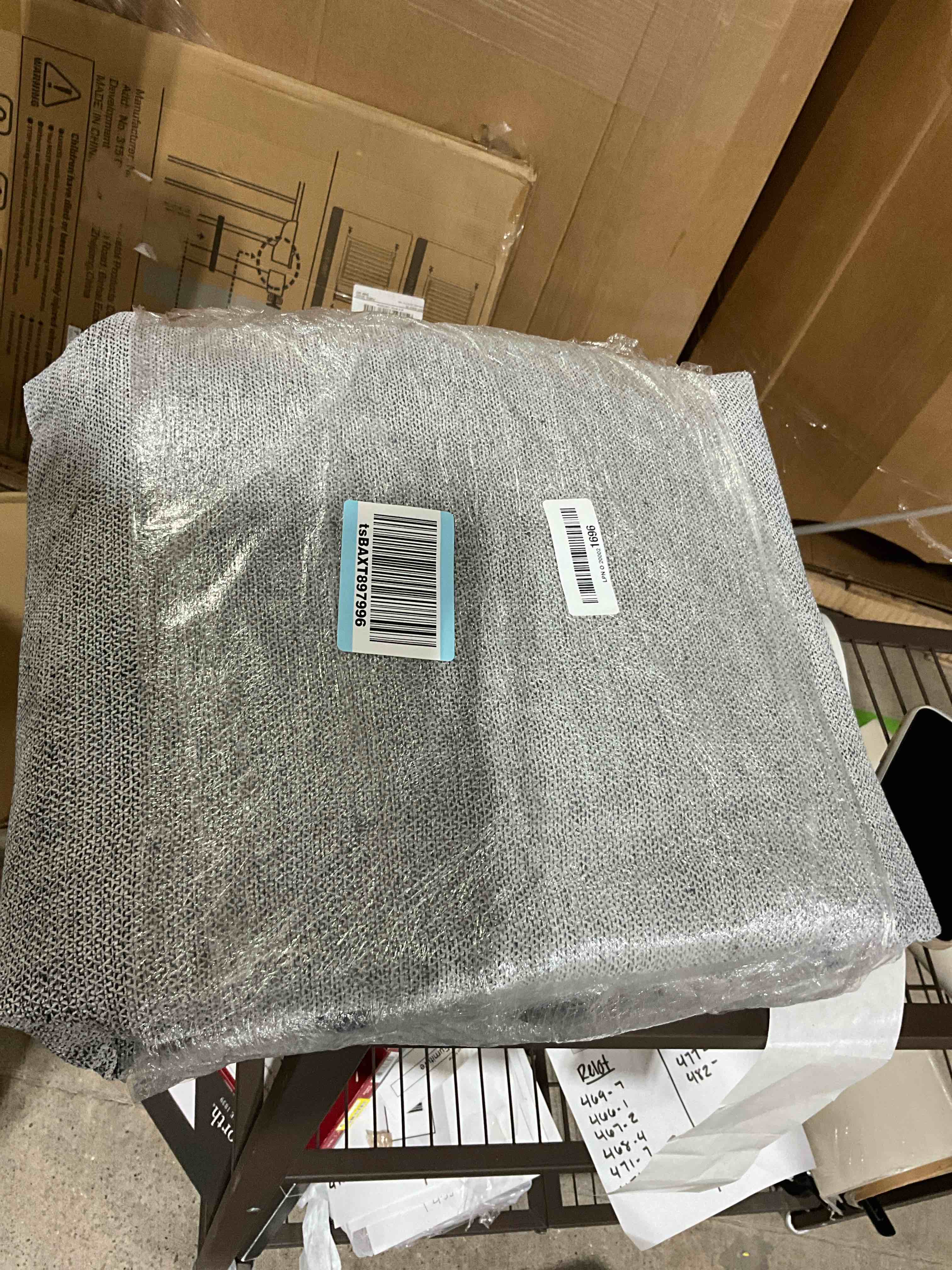 https://s3.amazonaws.com/lotting-images-prod/bidfta/GRA0205314_1729796741431.jpeg
