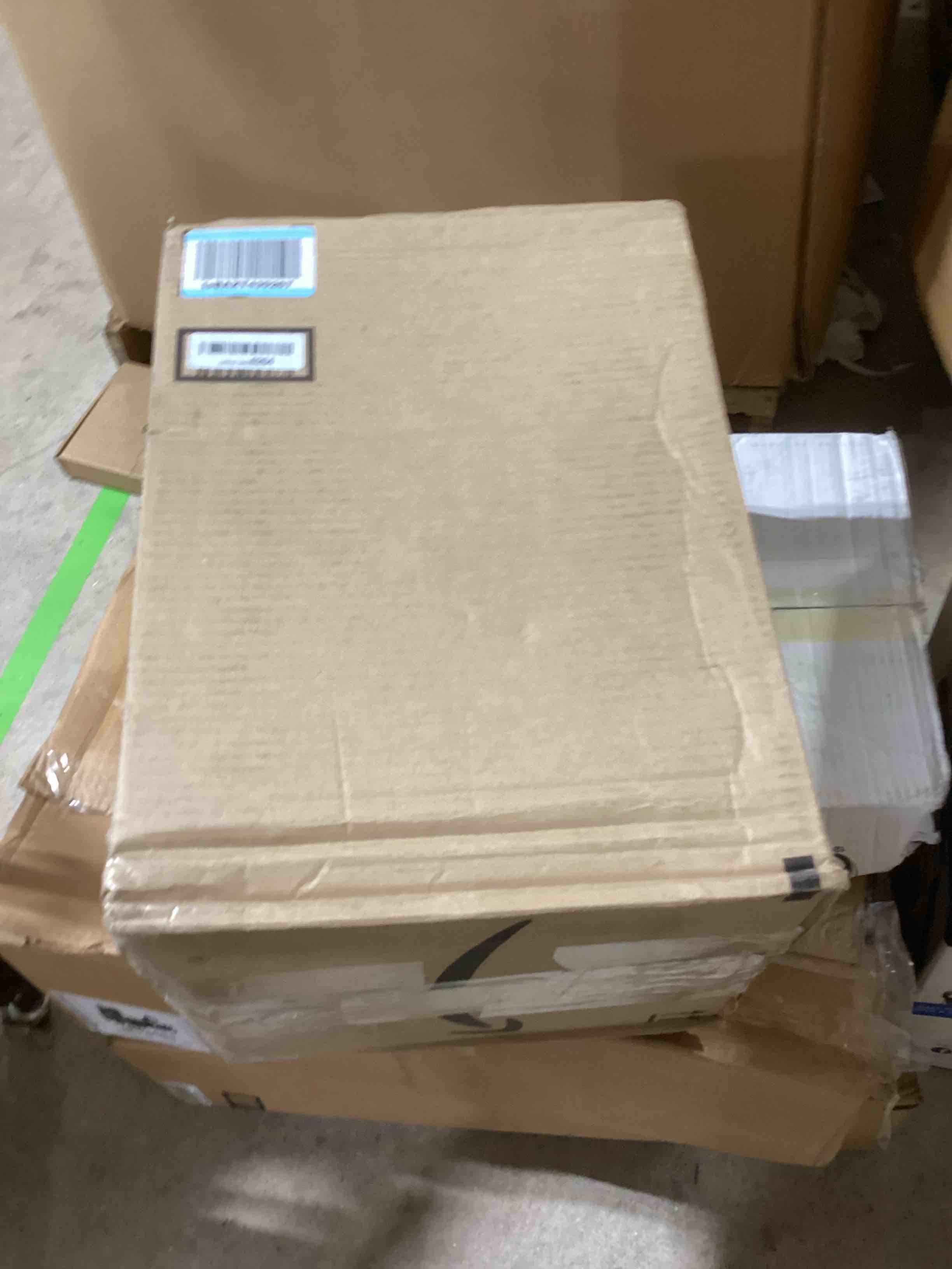 https://s3.amazonaws.com/lotting-images-prod/bidfta/GRA0205384_1729782477068.jpeg