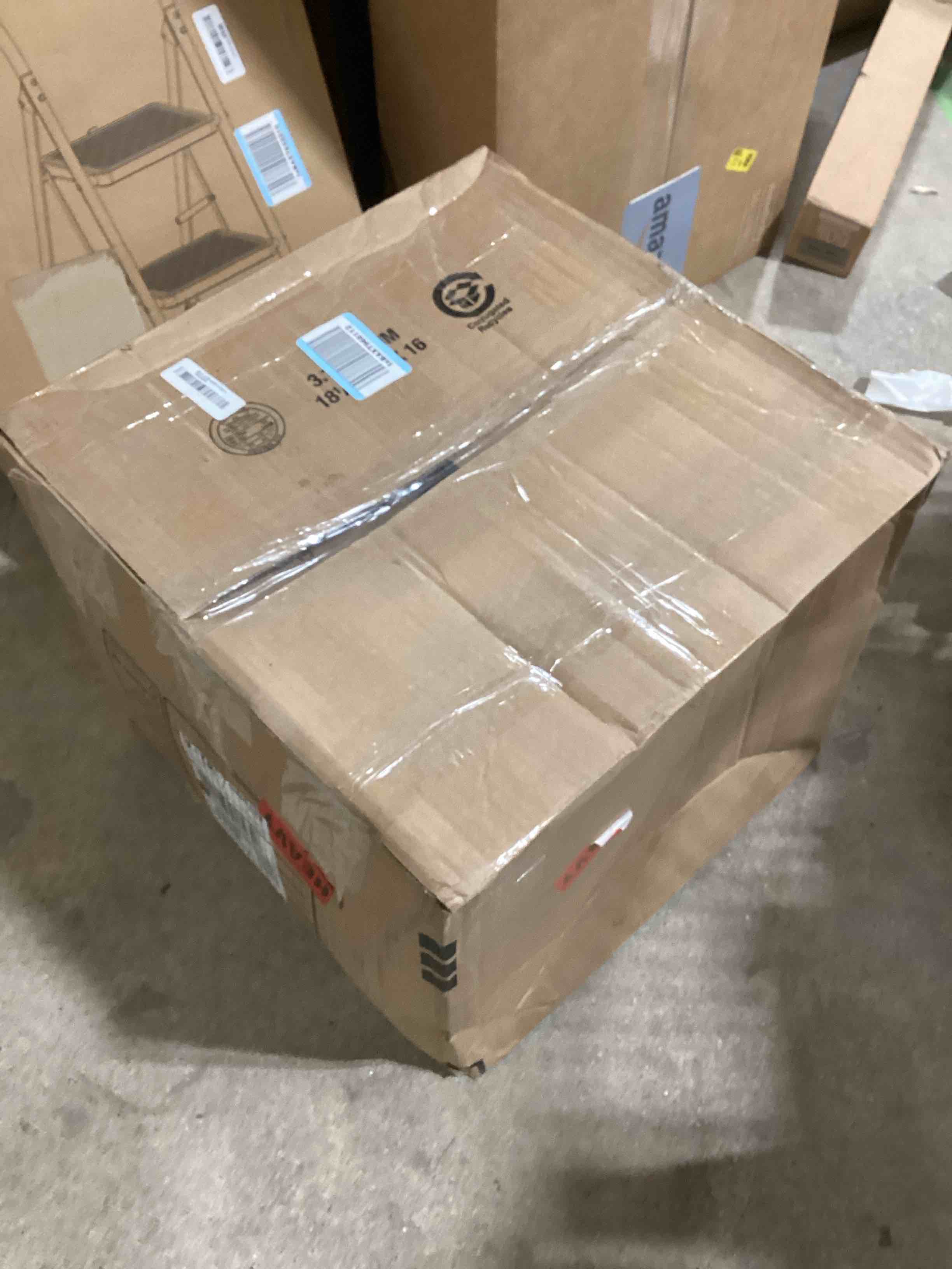 https://s3.amazonaws.com/lotting-images-prod/bidfta/GRA0205397_1729781527599.jpeg