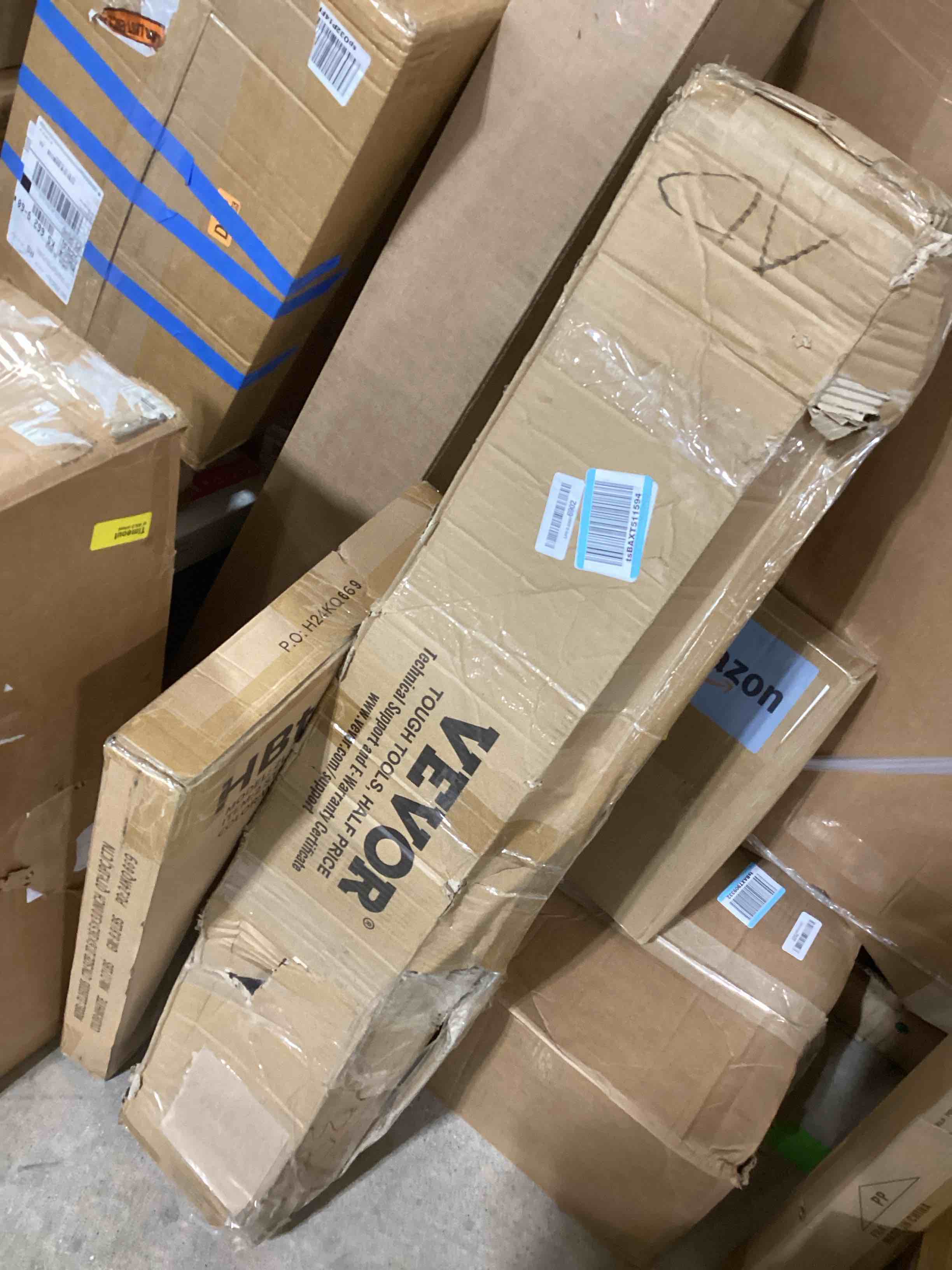 https://s3.amazonaws.com/lotting-images-prod/bidfta/GRA0205411_1729780690639.jpeg