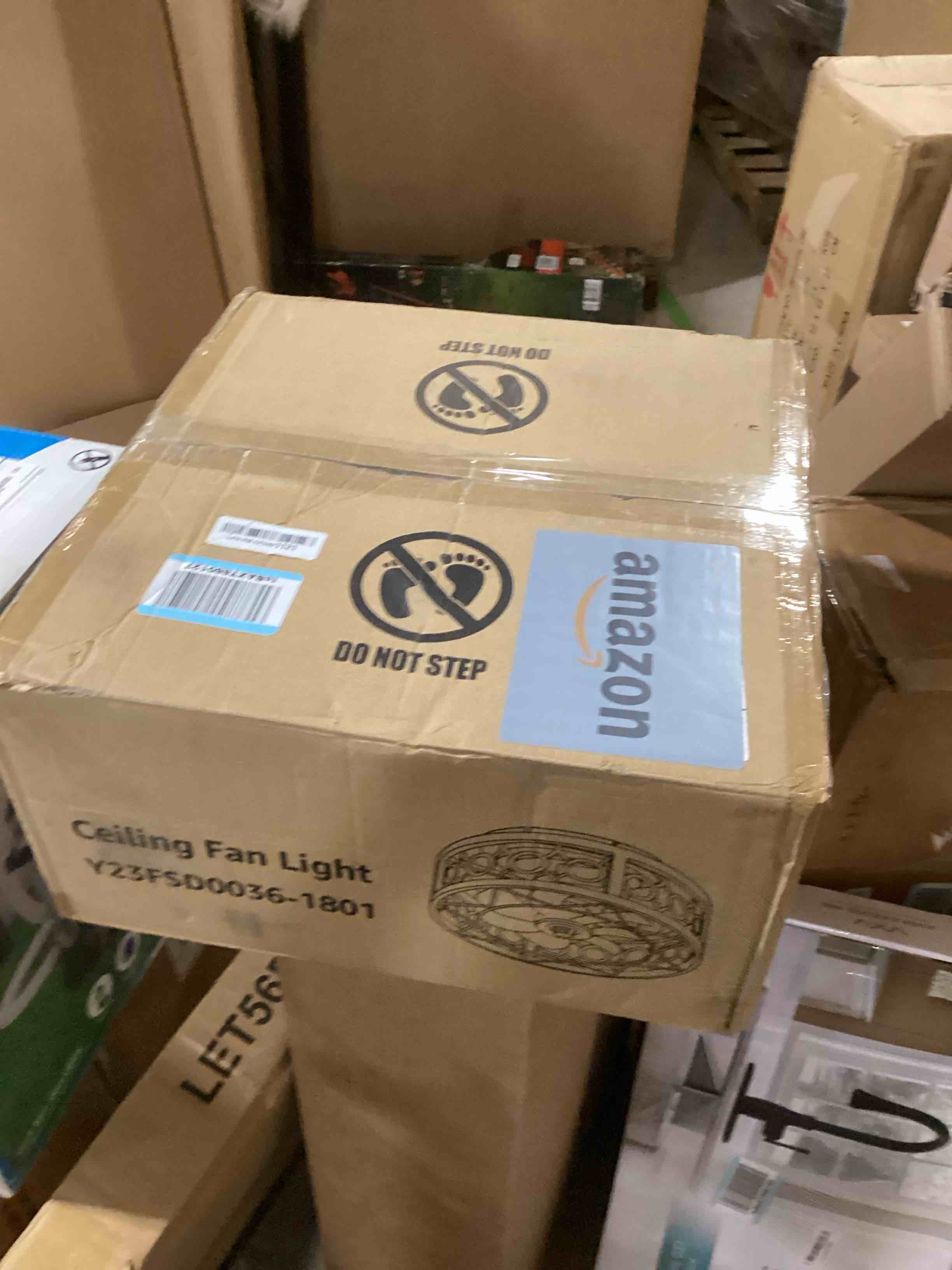 https://s3.amazonaws.com/lotting-images-prod/bidfta/GRA0205473_1729779841279.jpeg