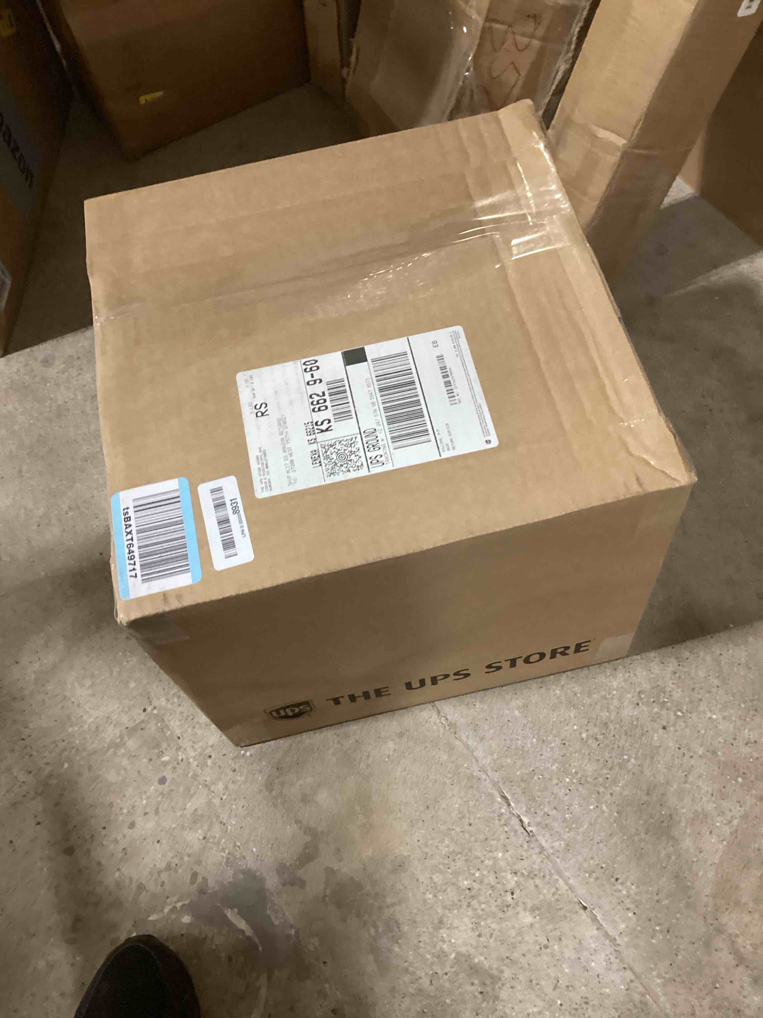 https://s3.amazonaws.com/lotting-images-prod/bidfta/GRA0205478_1729779640234.jpeg