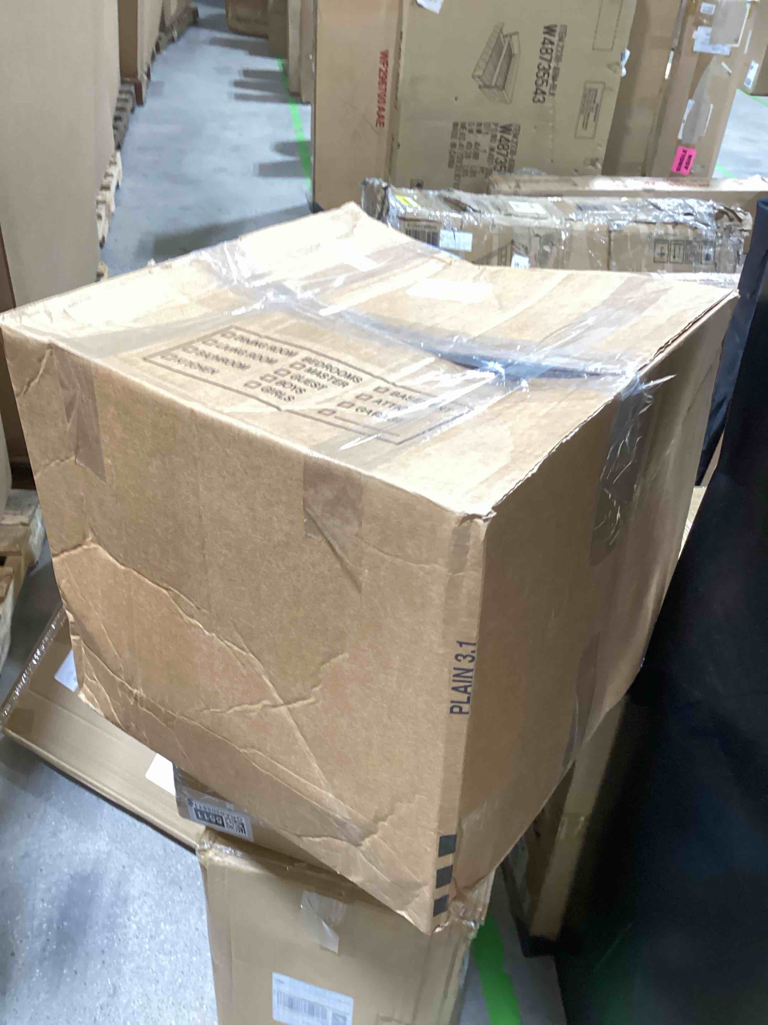 https://s3.amazonaws.com/lotting-images-prod/bidfta/GRA0205503_1729608059011.jpeg
