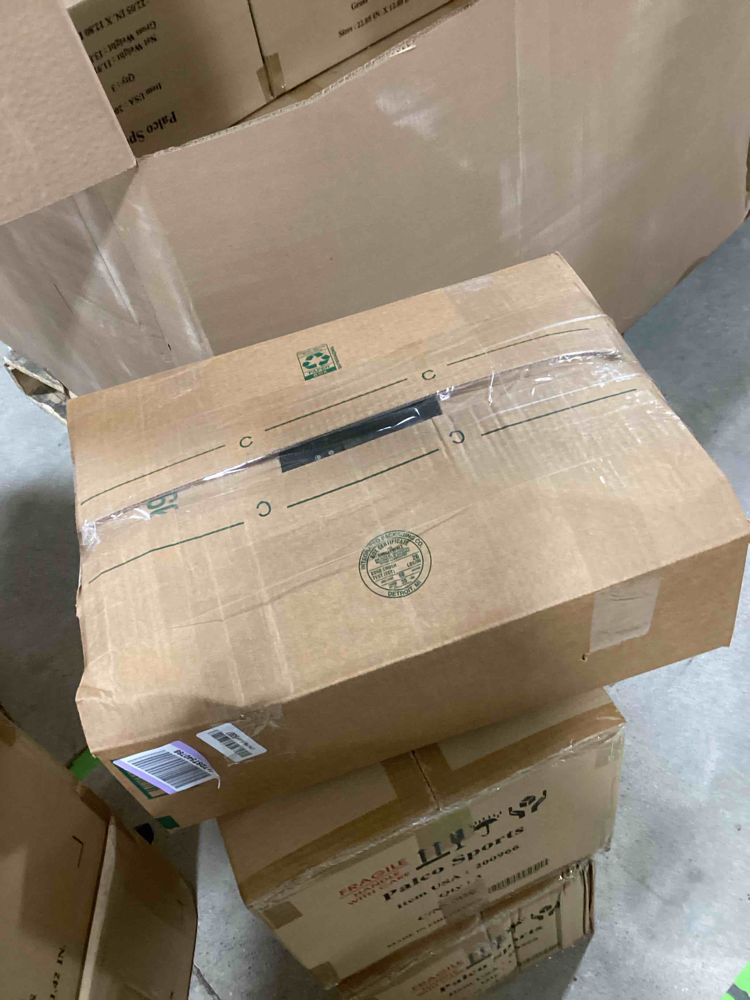 https://s3.amazonaws.com/lotting-images-prod/bidfta/GRA0205549_1729523017871.jpeg