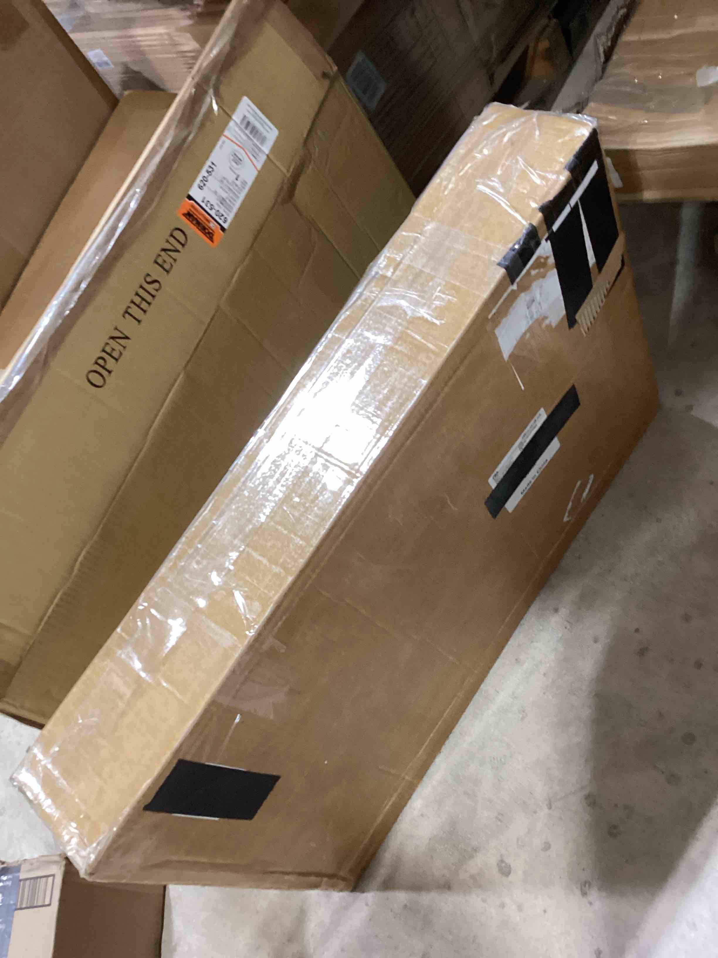 https://s3.amazonaws.com/lotting-images-prod/bidfta/GRA0205568_1729028864010.jpeg