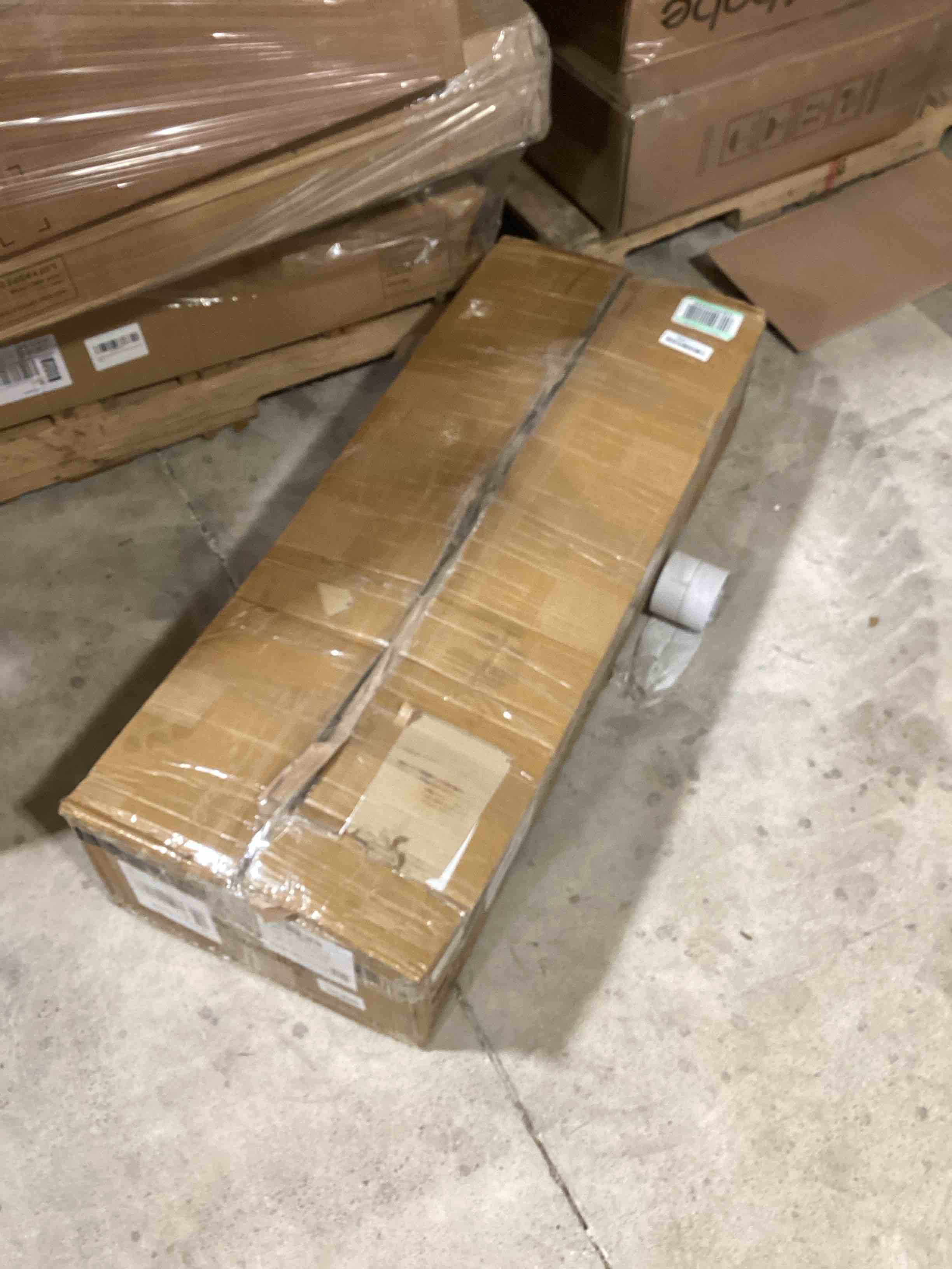 https://s3.amazonaws.com/lotting-images-prod/bidfta/GRA0205571_1729028066313.jpeg