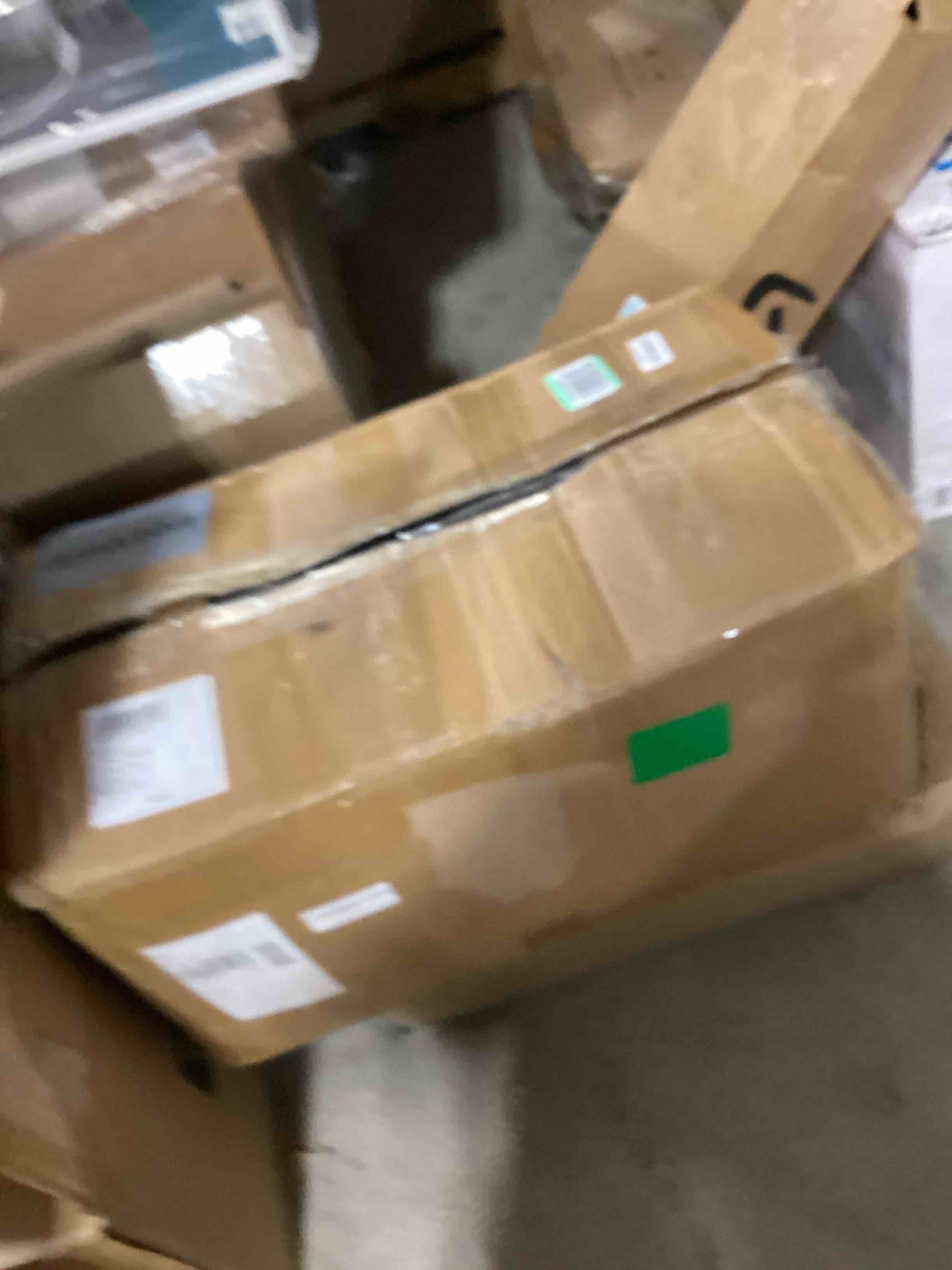 https://s3.amazonaws.com/lotting-images-prod/bidfta/GRA0205601_1729024587795.jpeg
