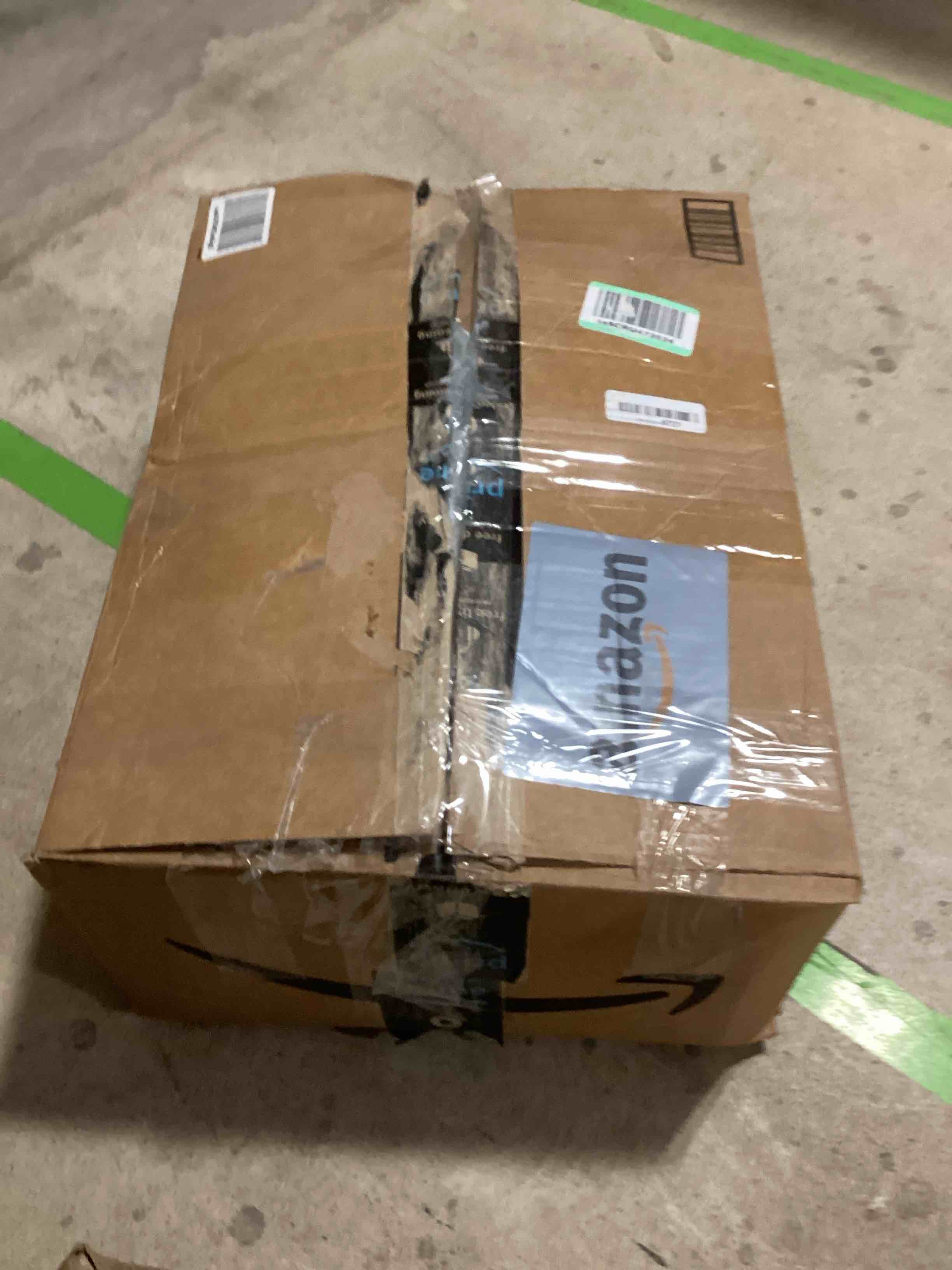 https://s3.amazonaws.com/lotting-images-prod/bidfta/GRA0205602_1729024524303.jpeg