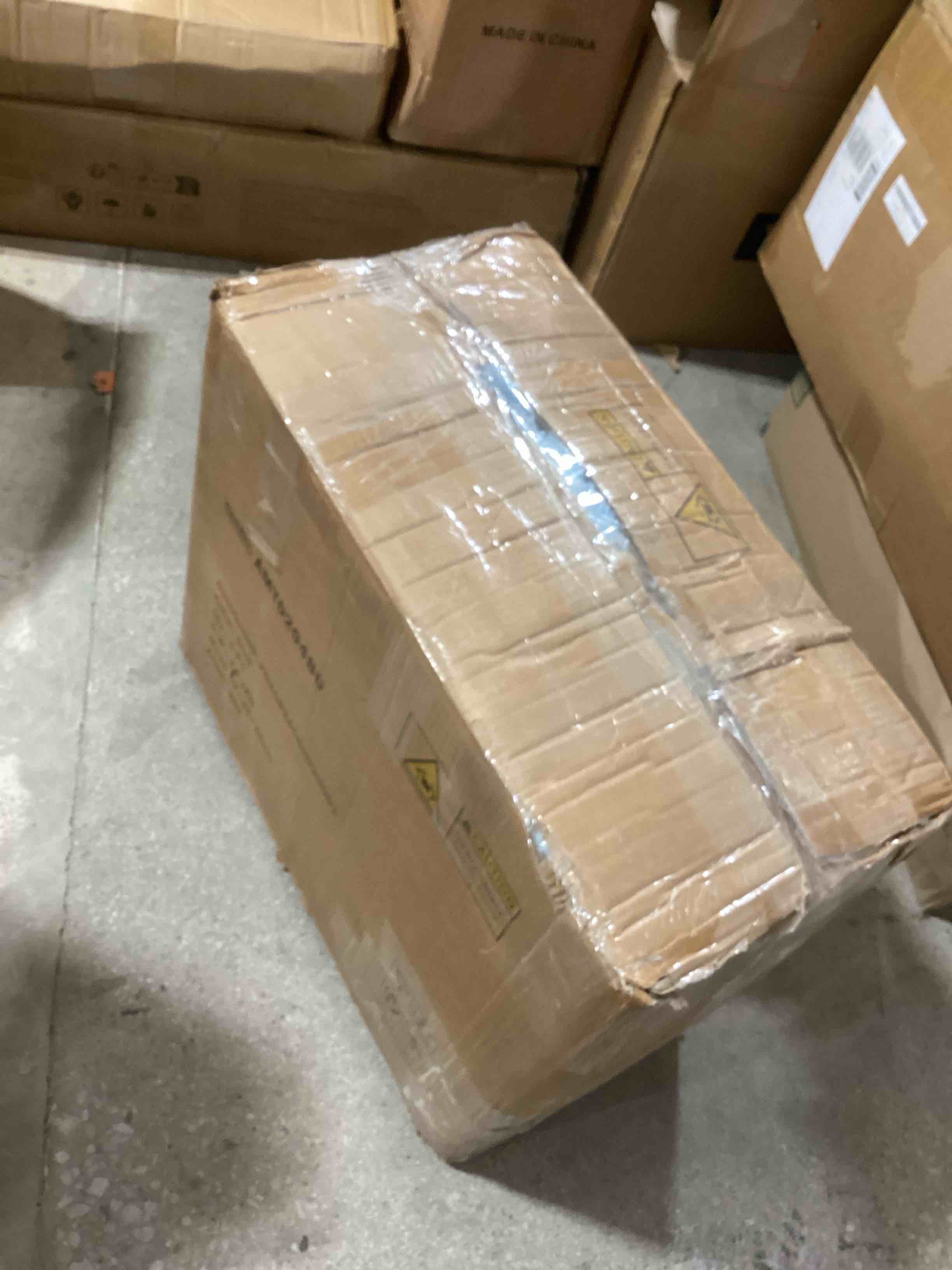 https://s3.amazonaws.com/lotting-images-prod/bidfta/GRA0205603_1729024403471.jpeg