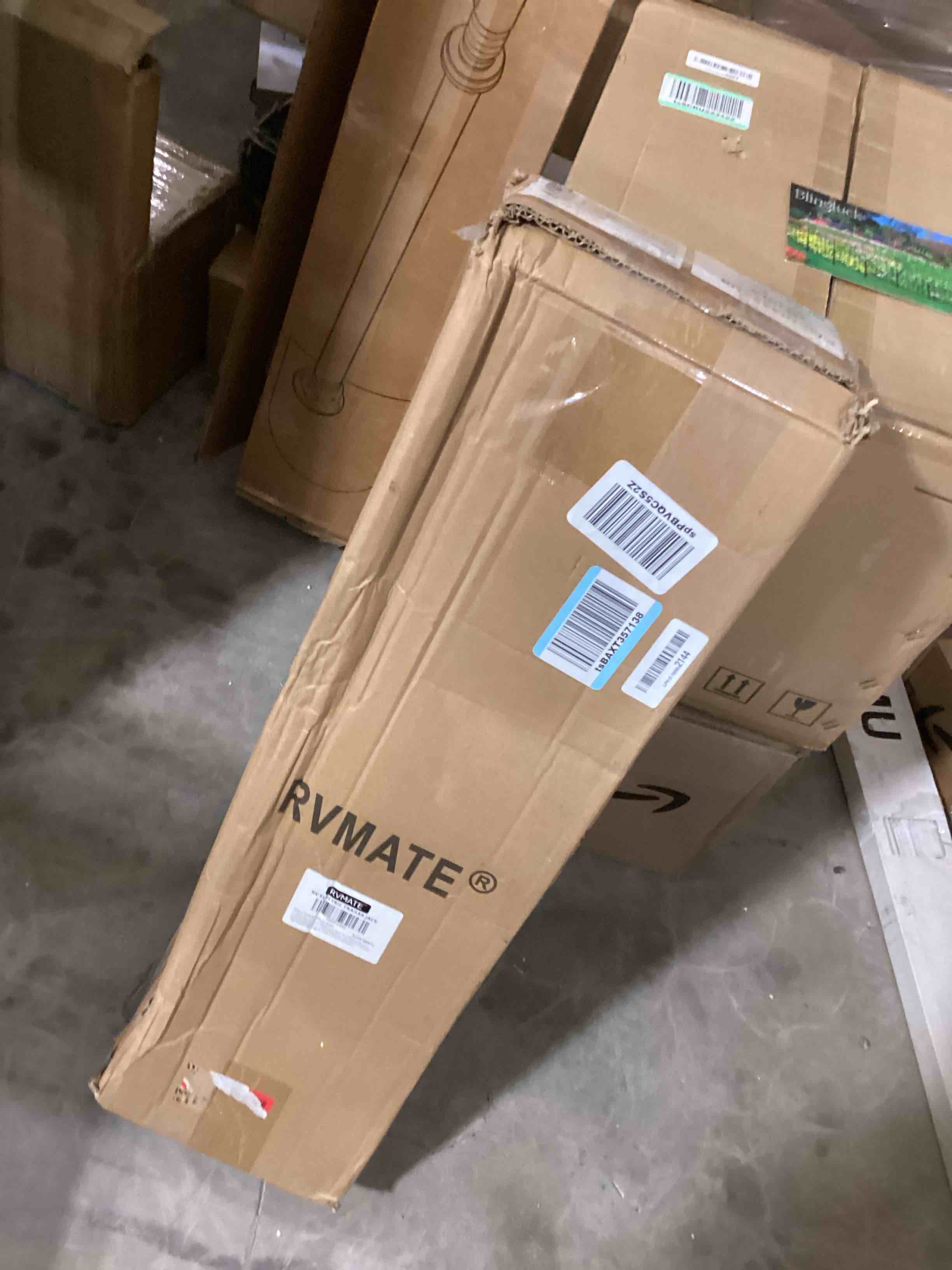 https://s3.amazonaws.com/lotting-images-prod/bidfta/GRA0205628_1729020312434.jpeg