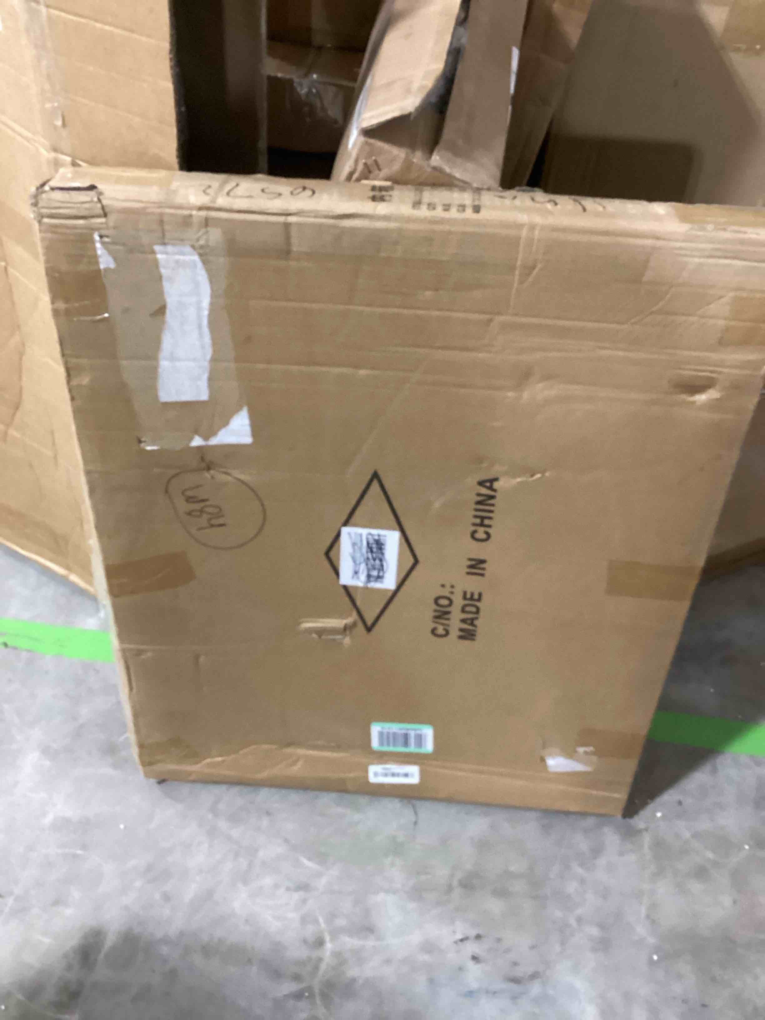 https://s3.amazonaws.com/lotting-images-prod/bidfta/GRA0205642_1729016414602.jpeg
