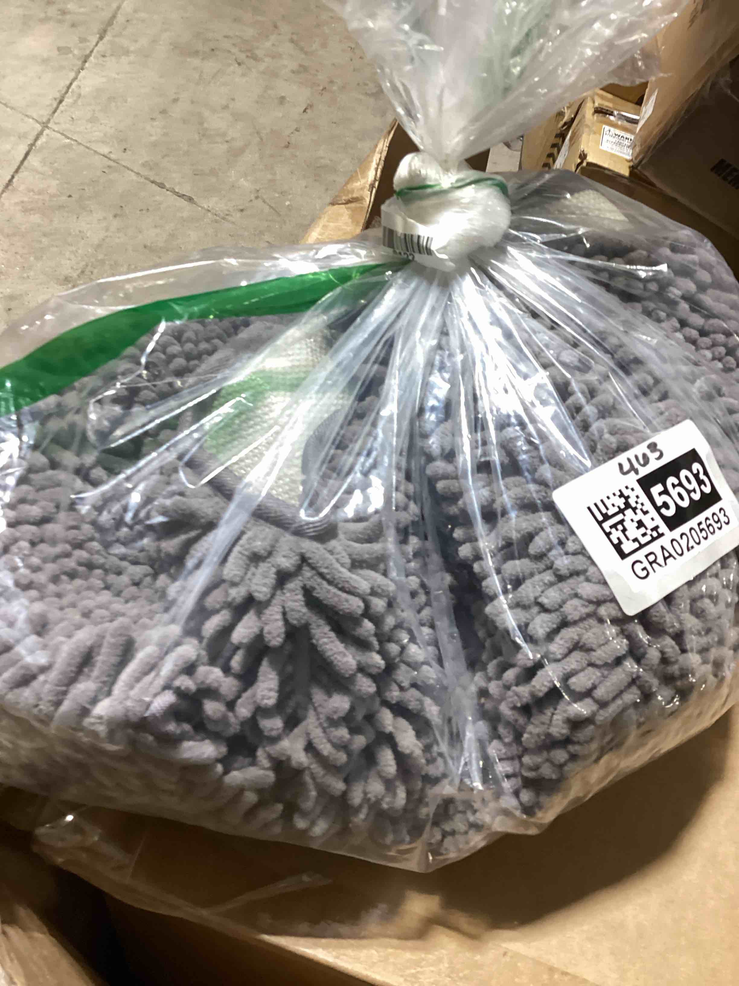 https://s3.amazonaws.com/lotting-images-prod/bidfta/GRA0205693_1728917714729.jpeg