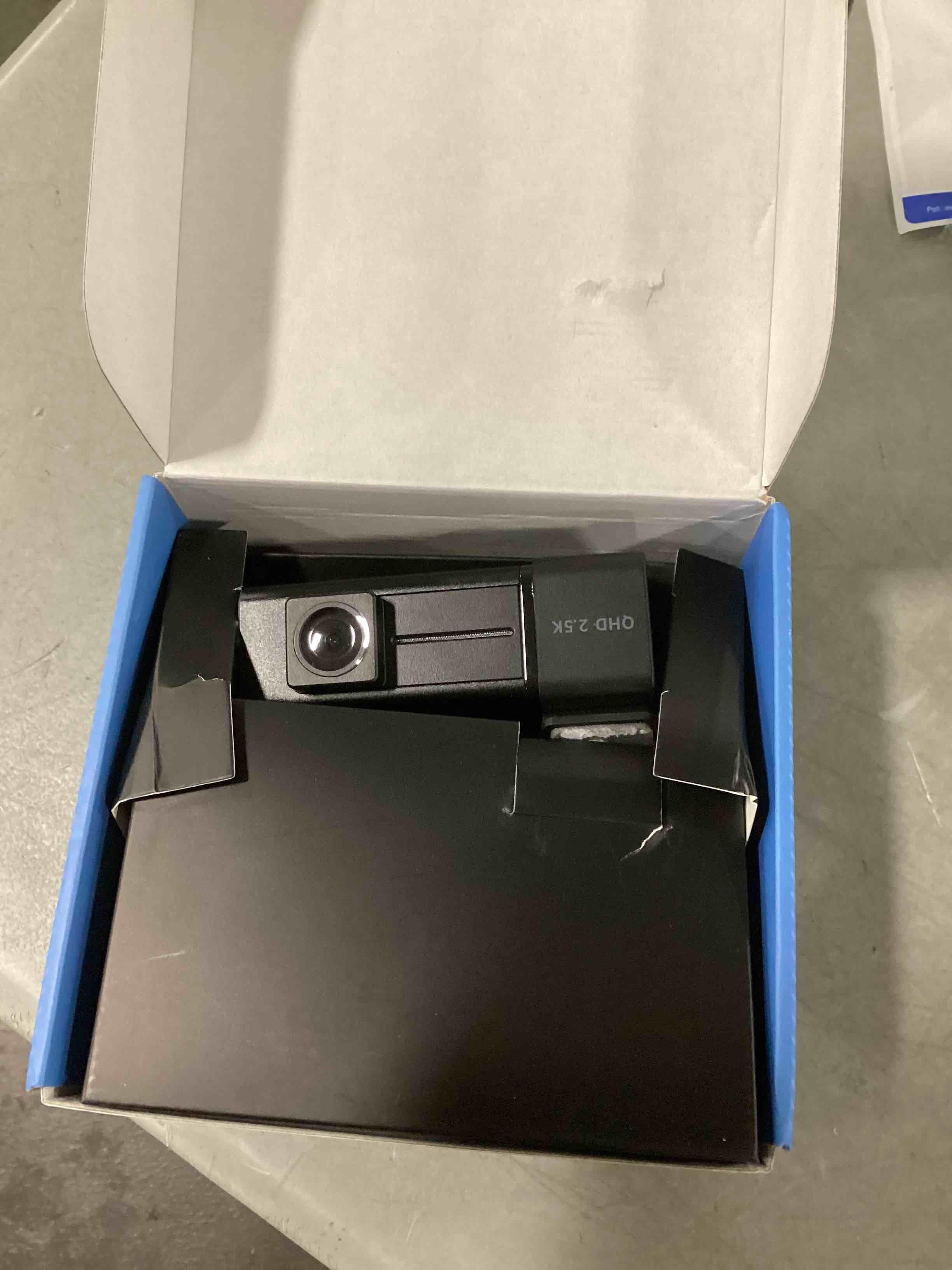 https://s3.amazonaws.com/lotting-images-prod/bidfta/GRA0216144_1731618254313.jpeg