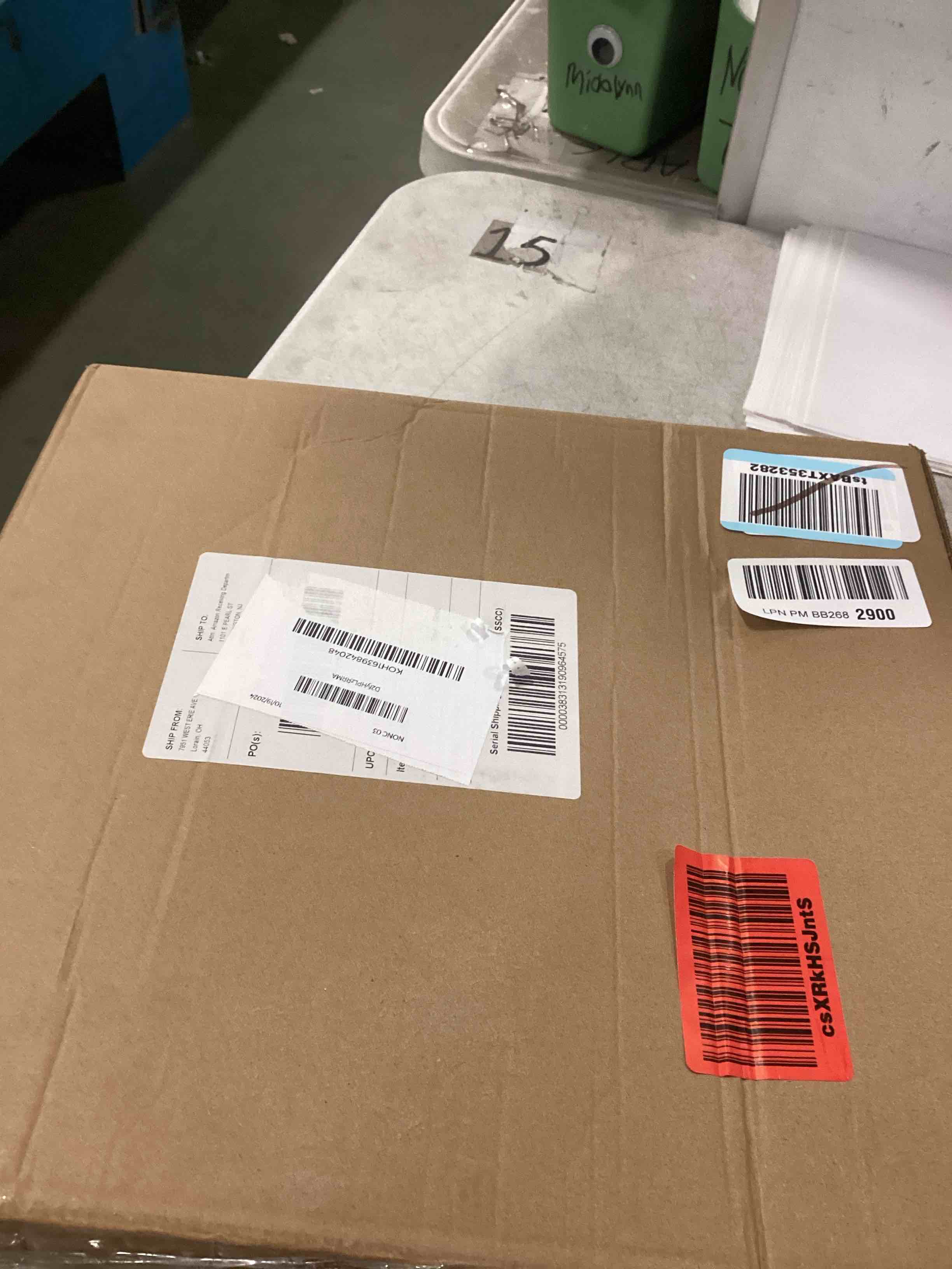 https://s3.amazonaws.com/lotting-images-prod/bidfta/GRA0217174_1731154762258.jpeg
