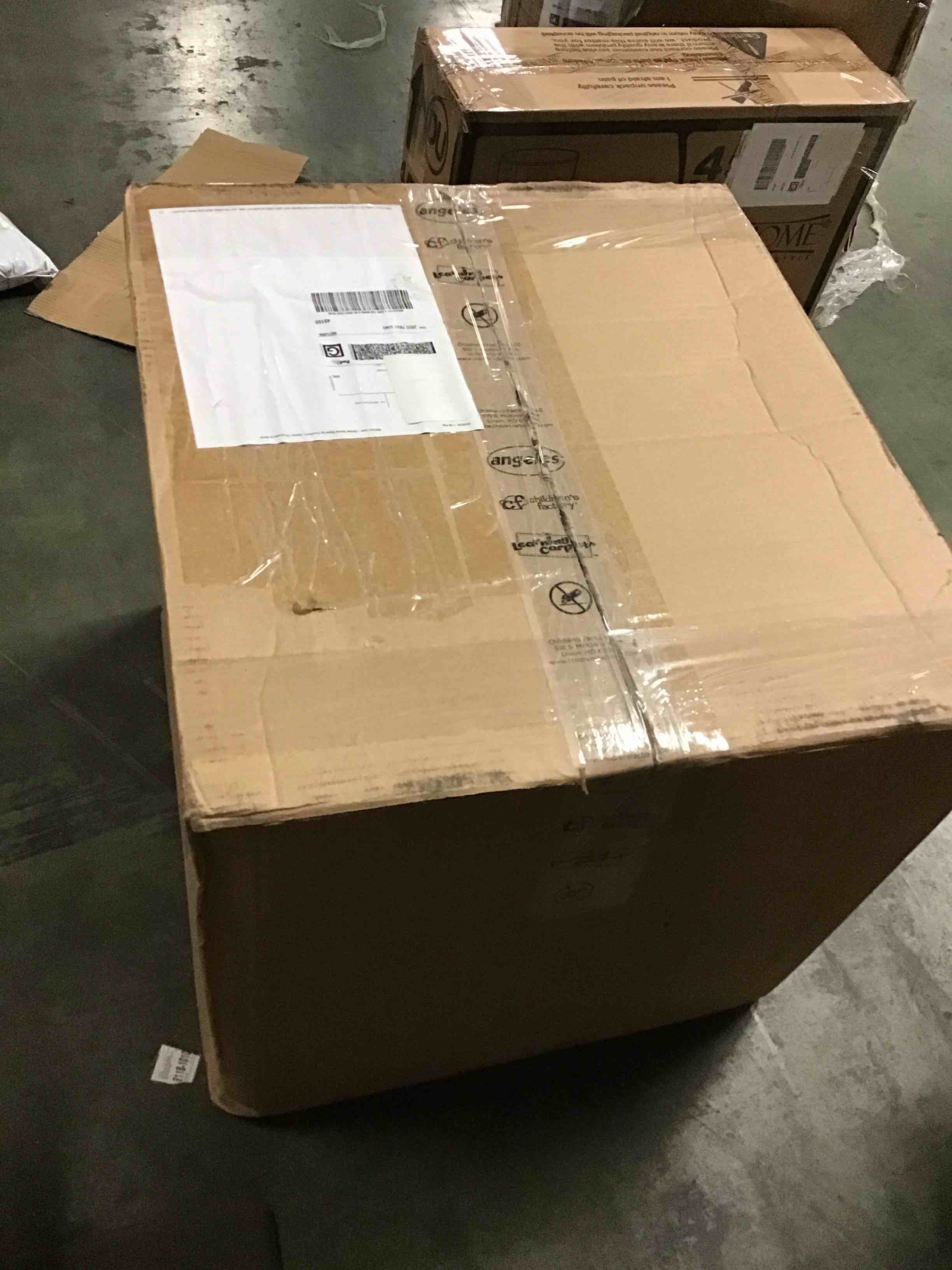 https://s3.amazonaws.com/lotting-images-prod/bidfta/GRA0217299_1731072009766.jpeg