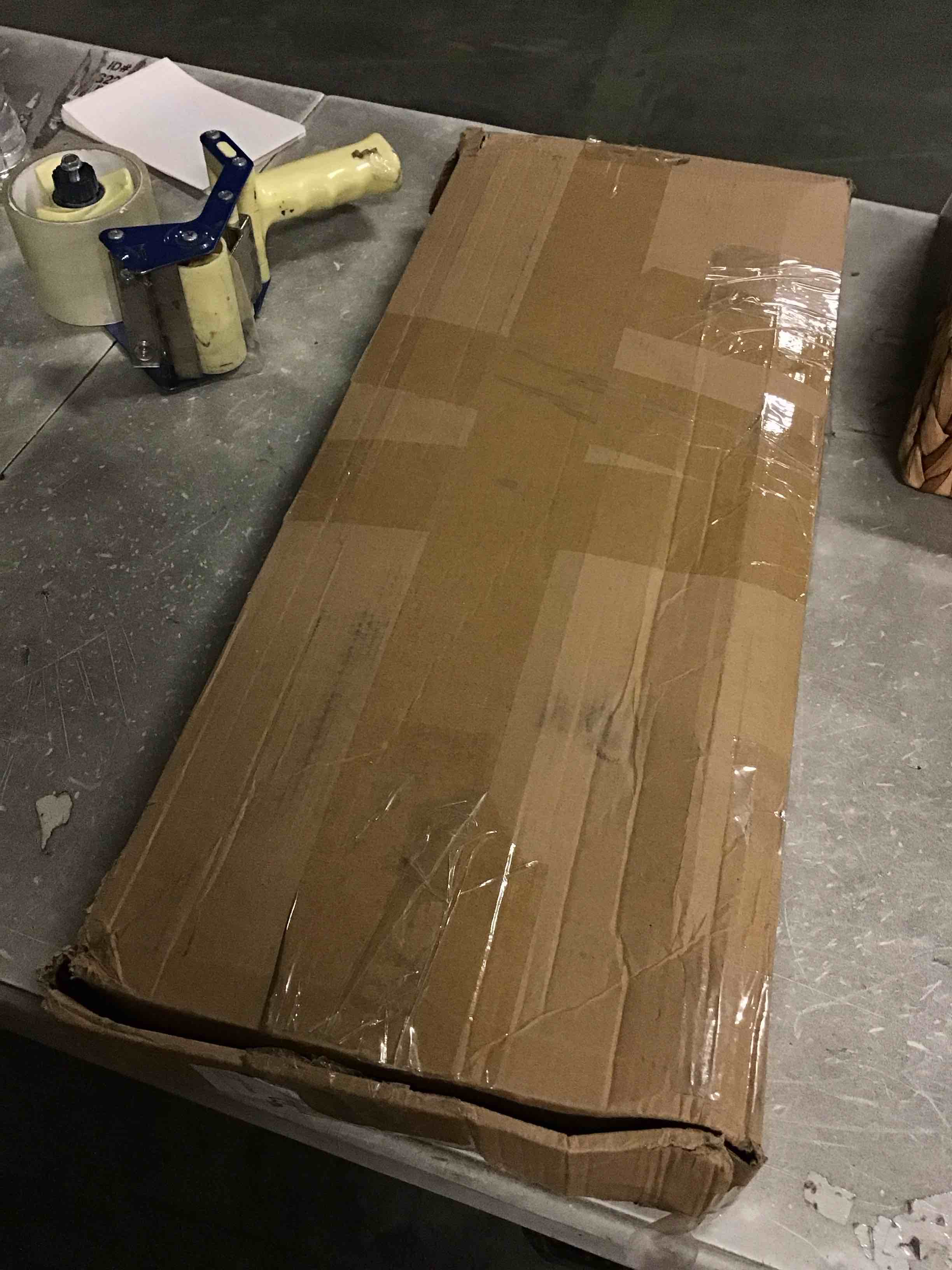 https://s3.amazonaws.com/lotting-images-prod/bidfta/GRA0217368_1731069928316.jpeg