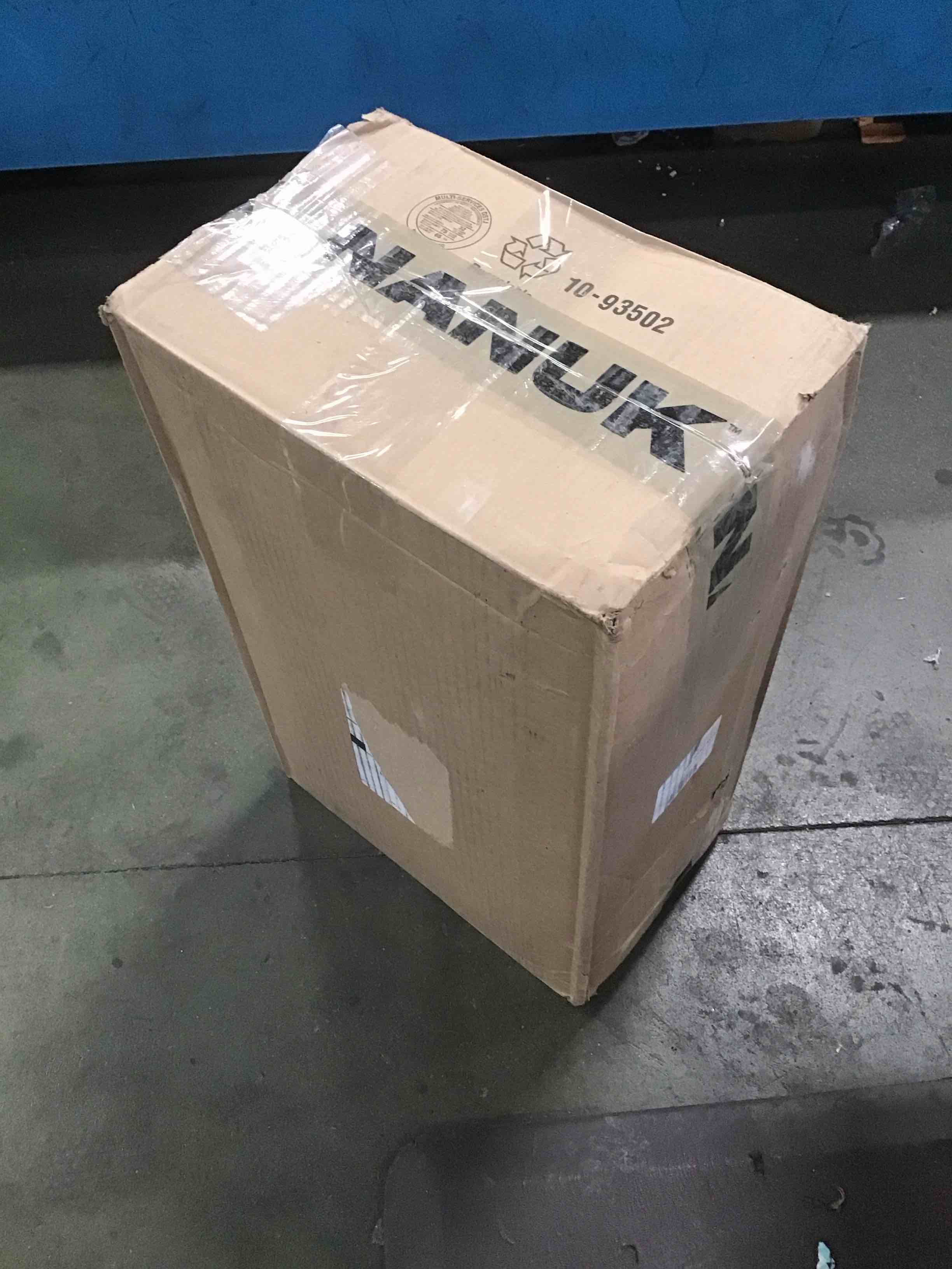 https://s3.amazonaws.com/lotting-images-prod/bidfta/GRA0217774_1730817655957.jpeg