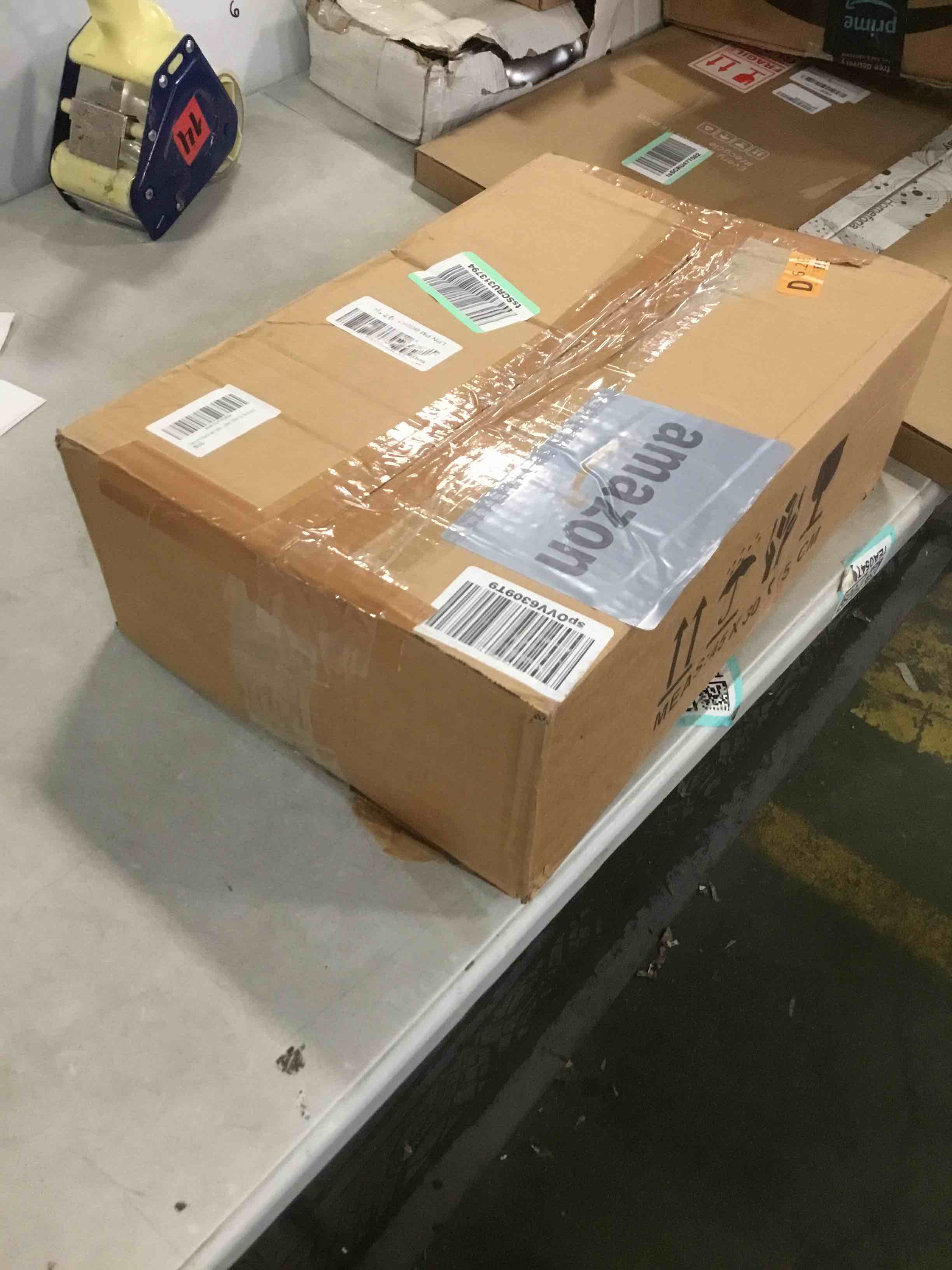 https://s3.amazonaws.com/lotting-images-prod/bidfta/GRA0217954_1730471073034.jpeg