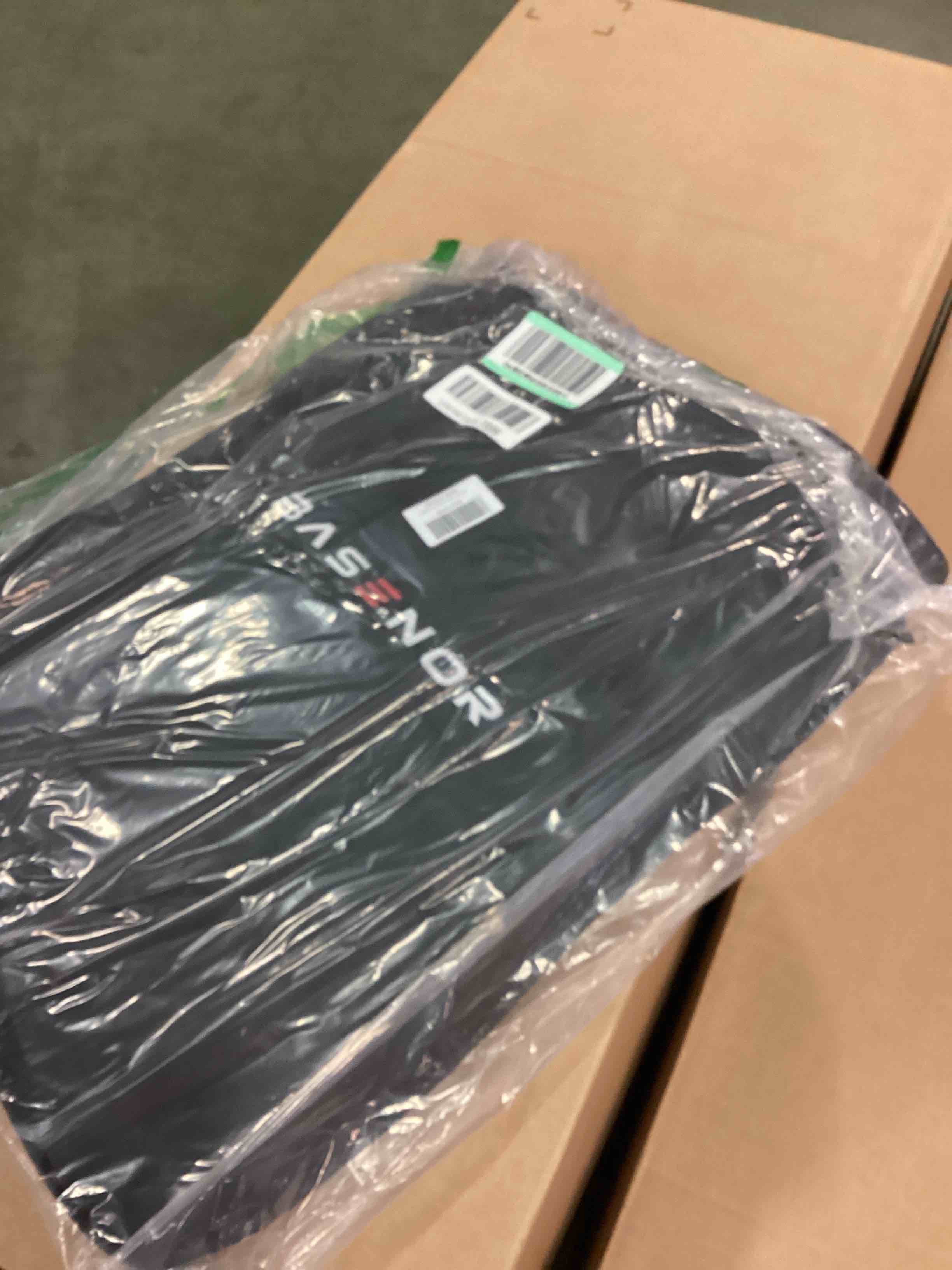 https://s3.amazonaws.com/lotting-images-prod/bidfta/GRA0218993_1728739551740.jpeg