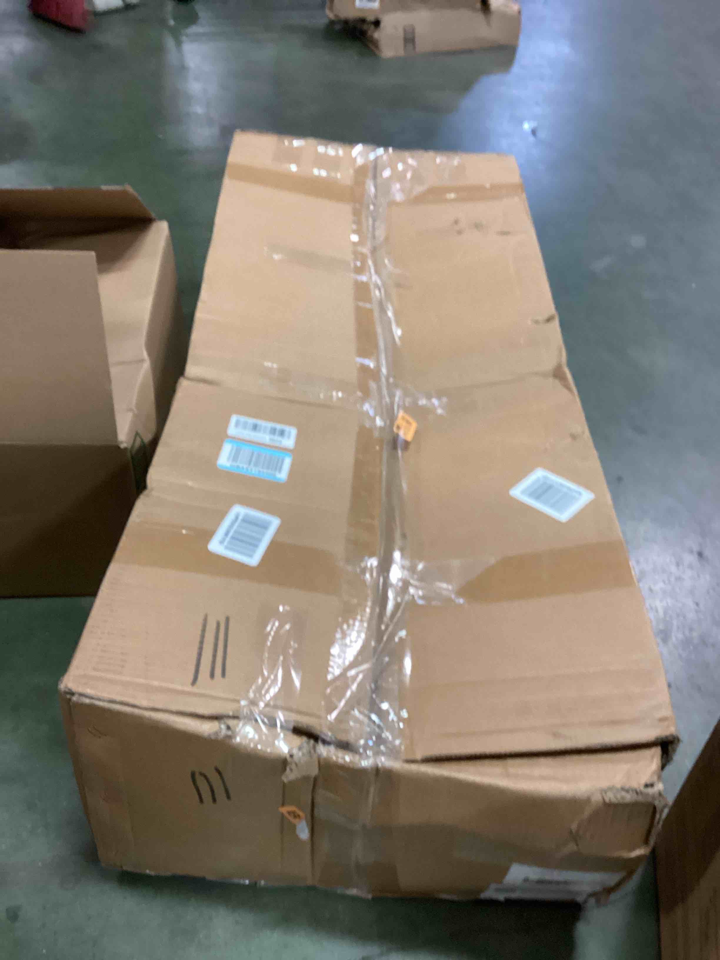 https://s3.amazonaws.com/lotting-images-prod/bidfta/GRA0219067_1728733012283.jpeg