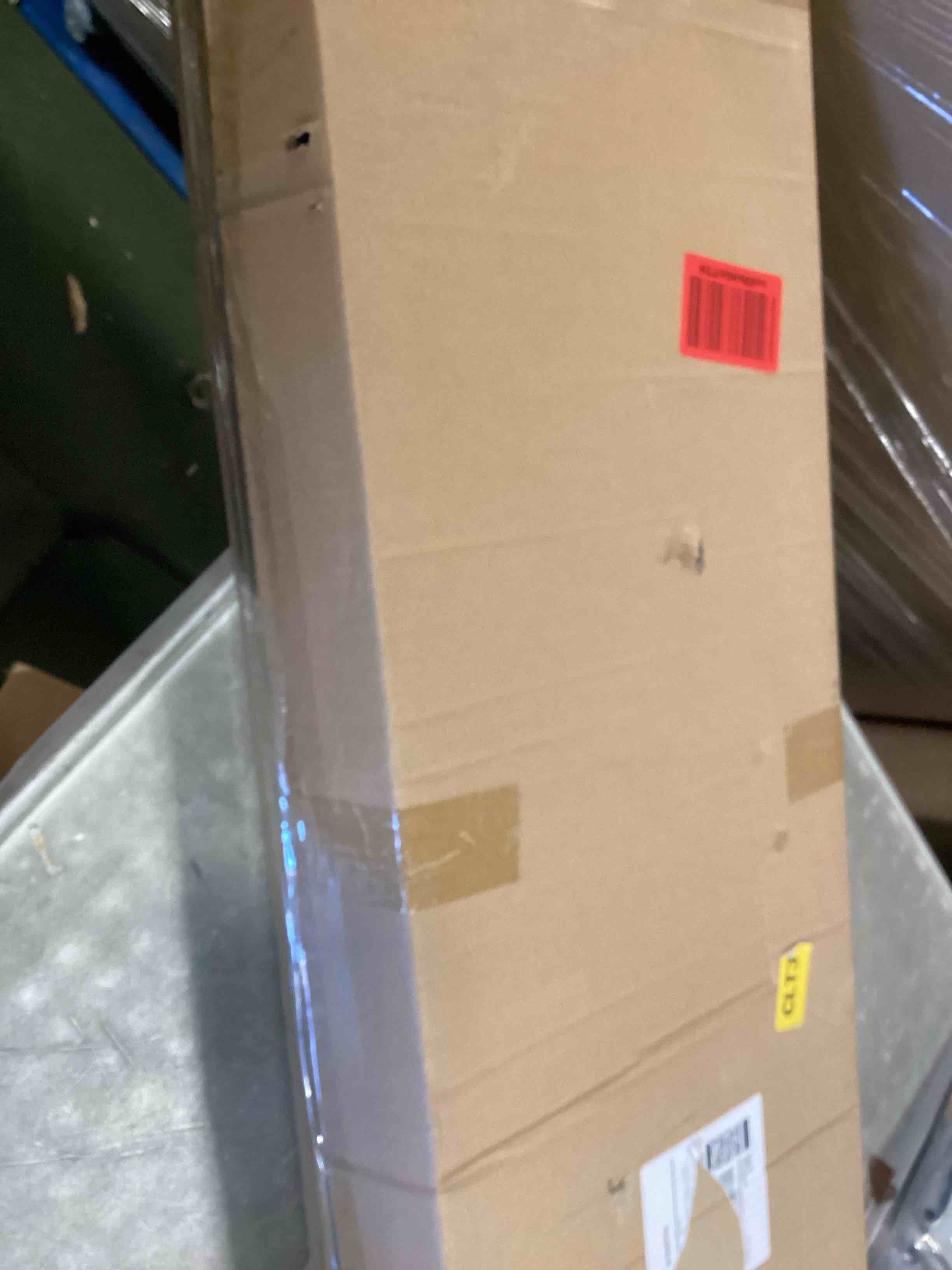 https://s3.amazonaws.com/lotting-images-prod/bidfta/GRA0220639_1729531055946.jpeg