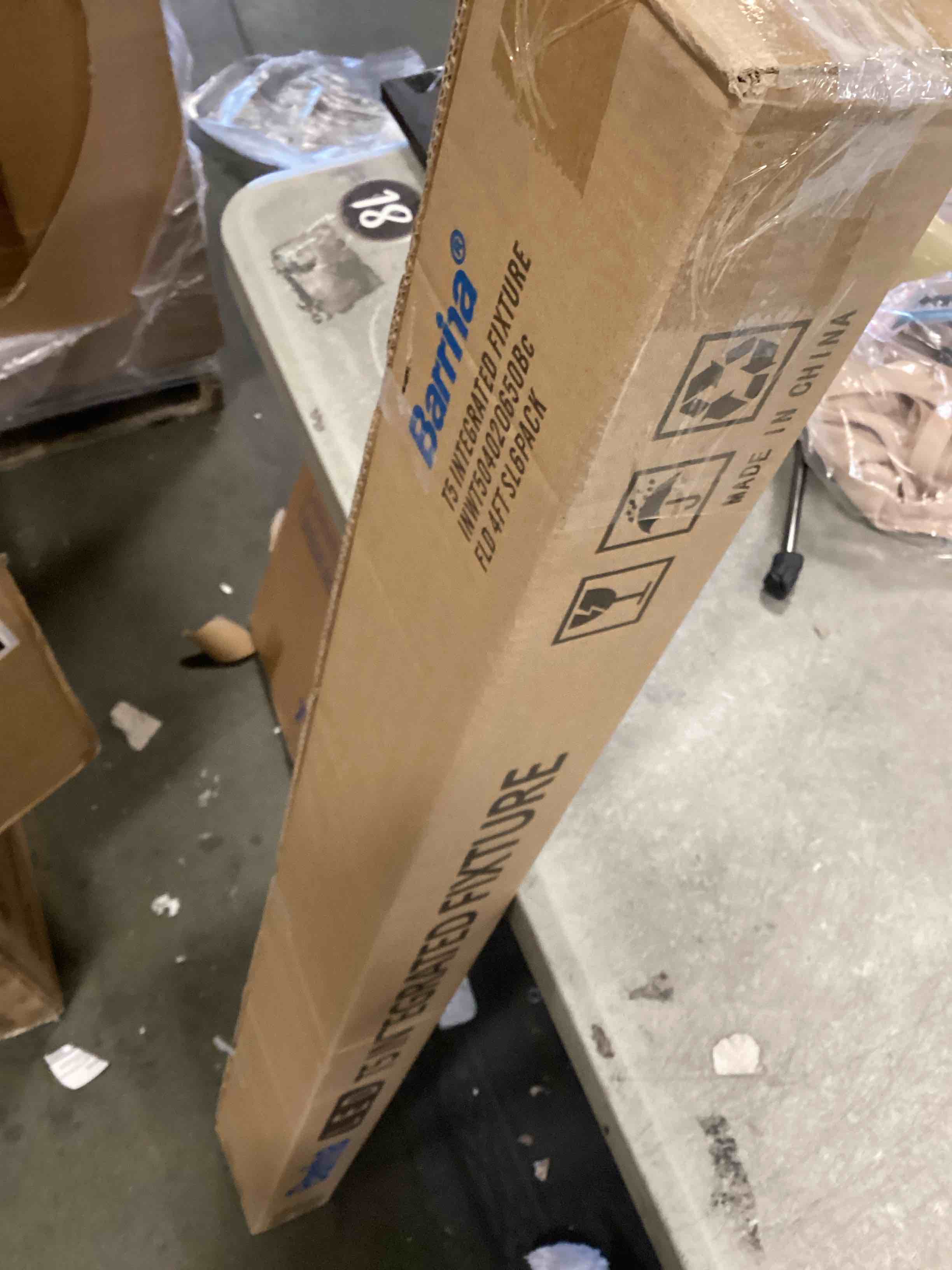 https://s3.amazonaws.com/lotting-images-prod/bidfta/GRA0221190_1729193341200.jpeg