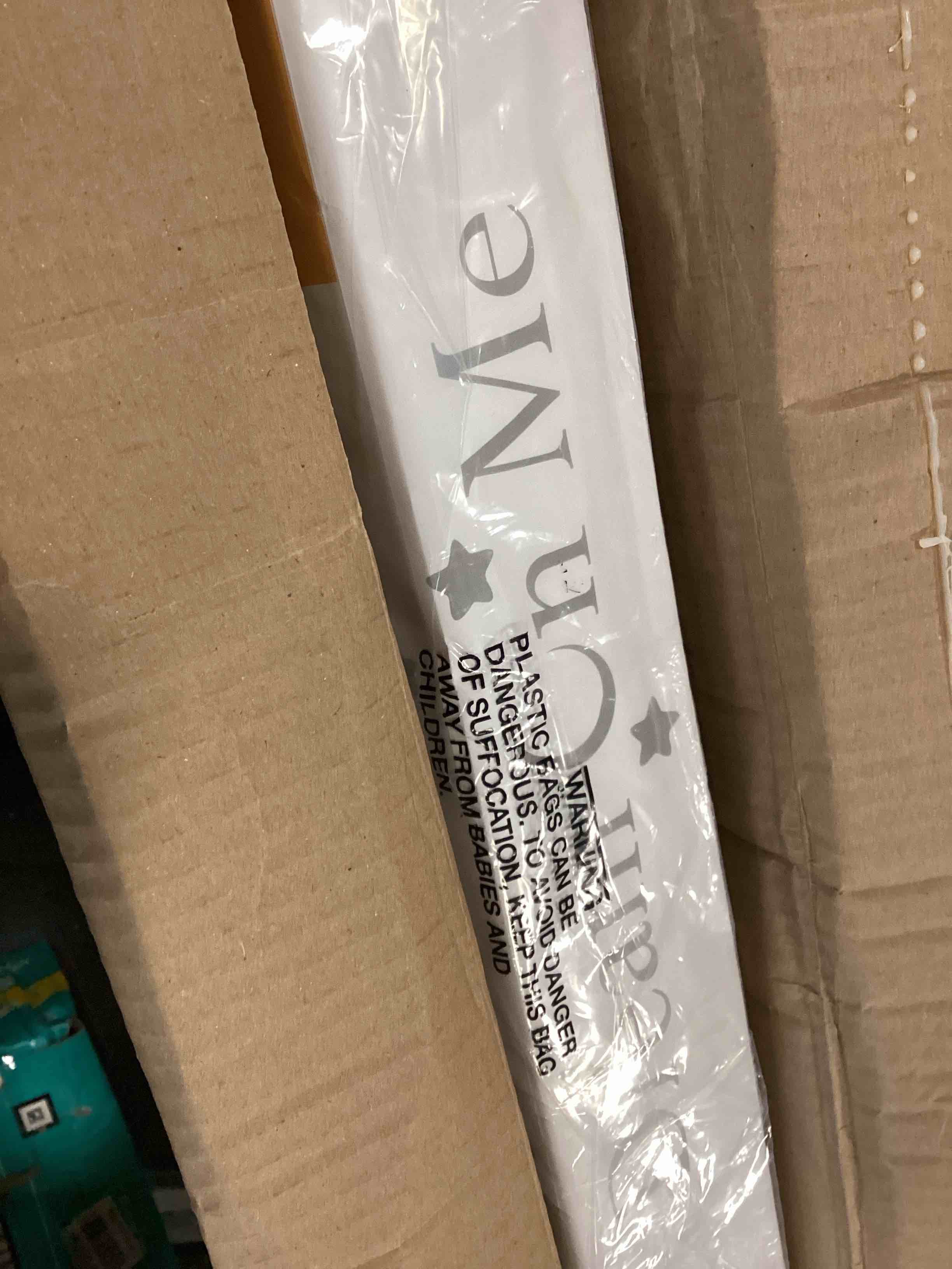 https://s3.amazonaws.com/lotting-images-prod/bidfta/GRA0221342_1729172018278.jpeg