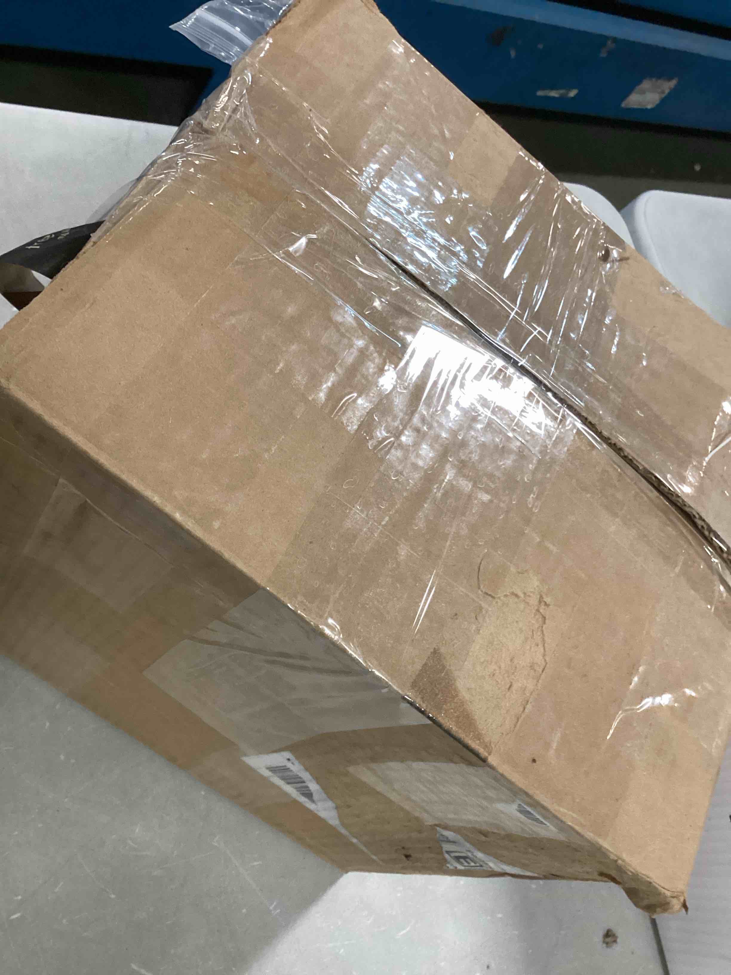 https://s3.amazonaws.com/lotting-images-prod/bidfta/GRA0221520_1728912954658.jpeg