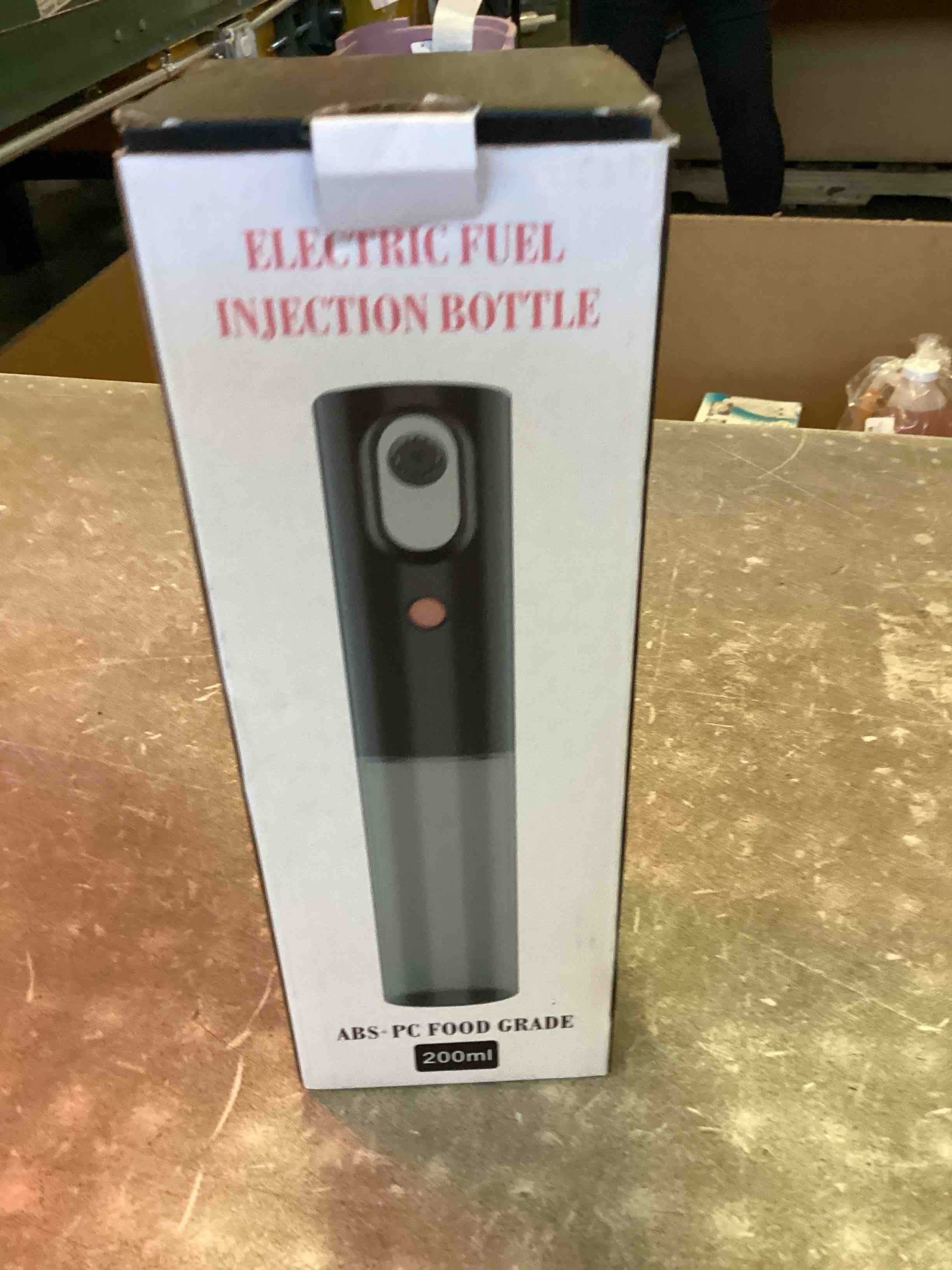 https://s3.amazonaws.com/lotting-images-prod/bidfta/GRA0221947_1728060018624.jpeg
