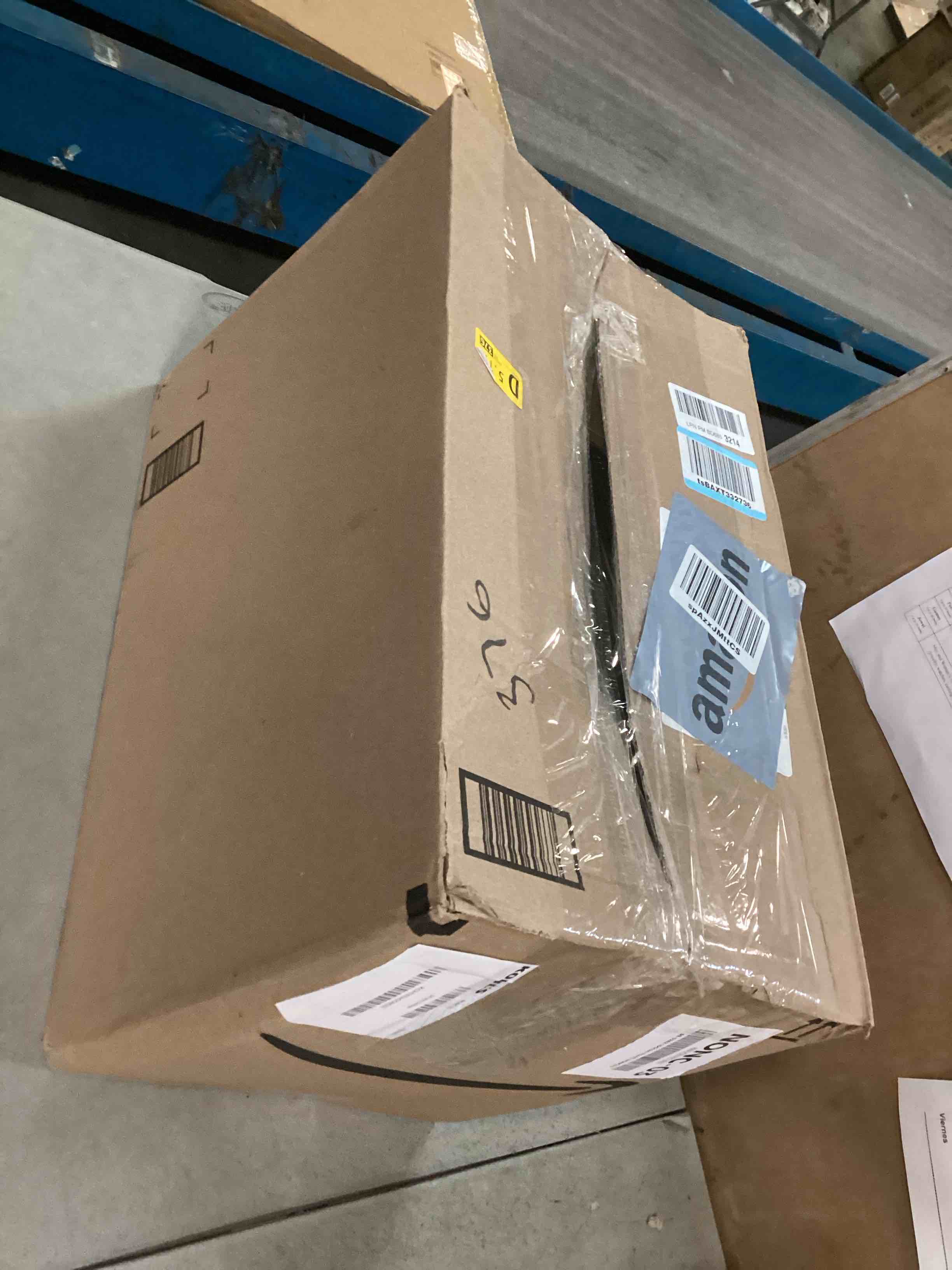 https://s3.amazonaws.com/lotting-images-prod/bidfta/GRA0222224_1729742716594.jpeg
