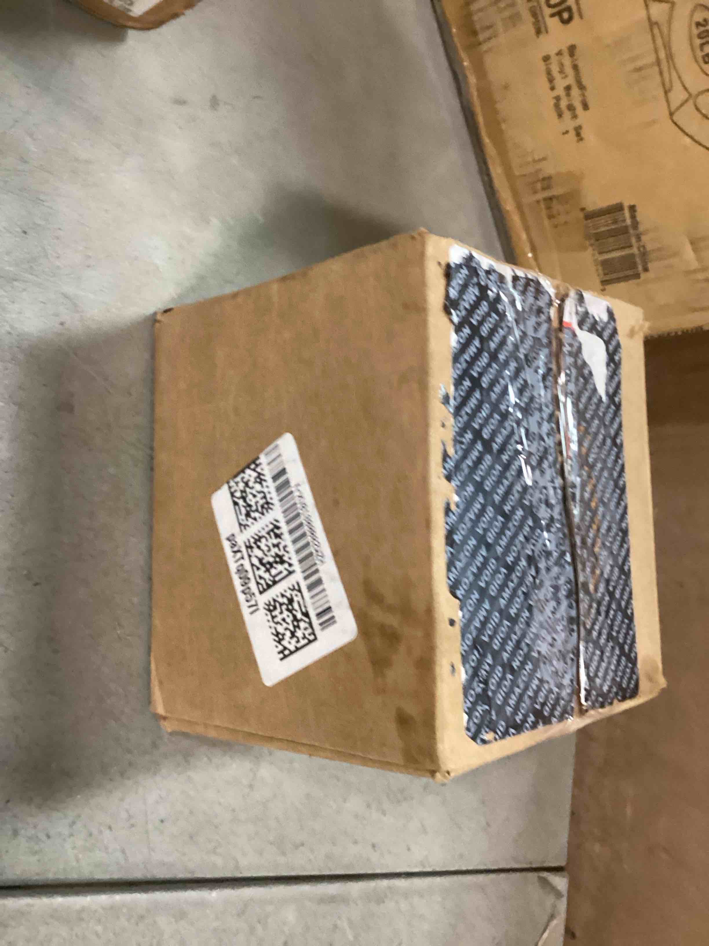 https://s3.amazonaws.com/lotting-images-prod/bidfta/GRA0222746_1729556670642.jpeg