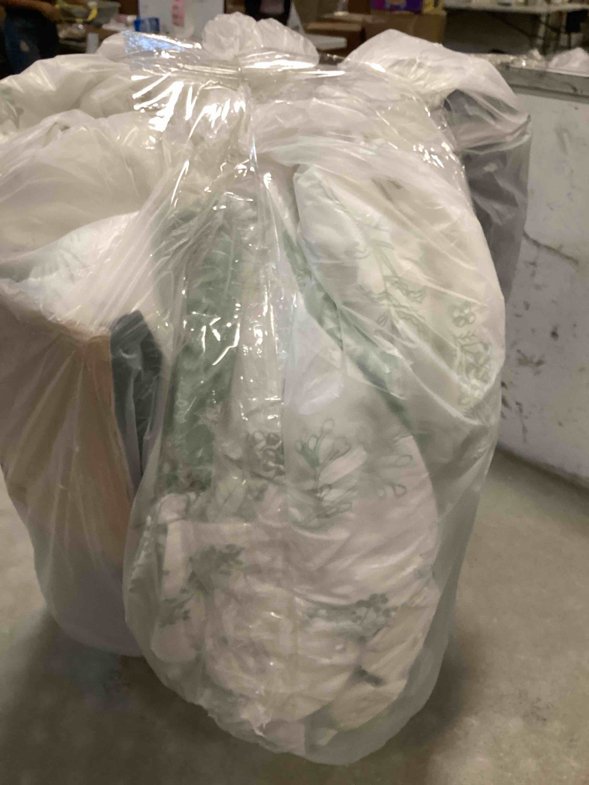 Bedsure King Comforter Set Sage Green Comforter, Cute Floral Bedding