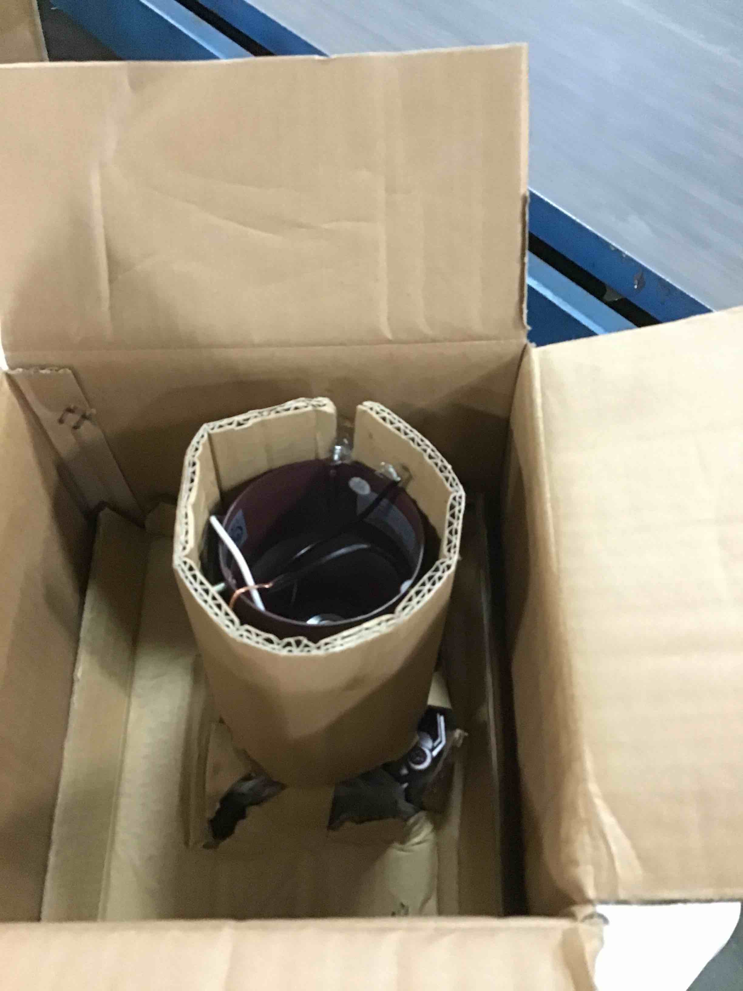 https://s3.amazonaws.com/lotting-images-prod/bidfta/GRA0224072_1729207449489.jpeg