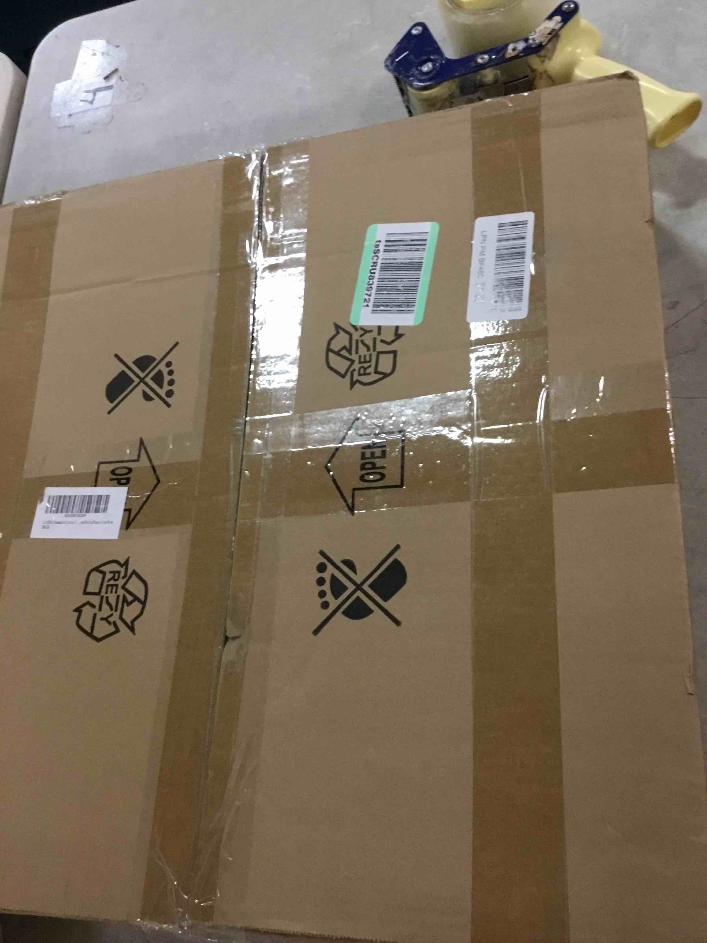 https://s3.amazonaws.com/lotting-images-prod/bidfta/GRA0224164_1729139857467.jpeg