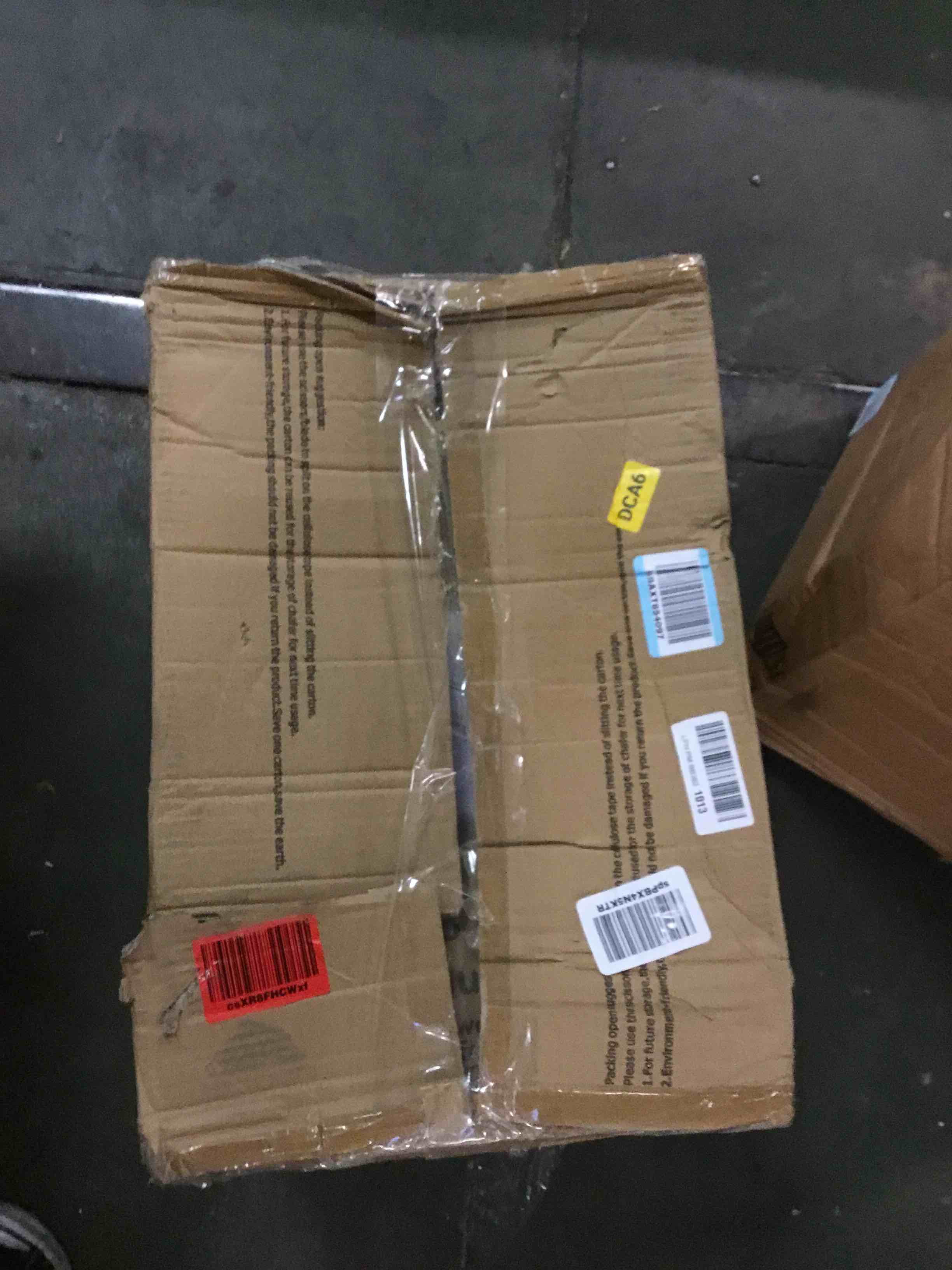 https://s3.amazonaws.com/lotting-images-prod/bidfta/GRA0224667_1729029177353.jpeg