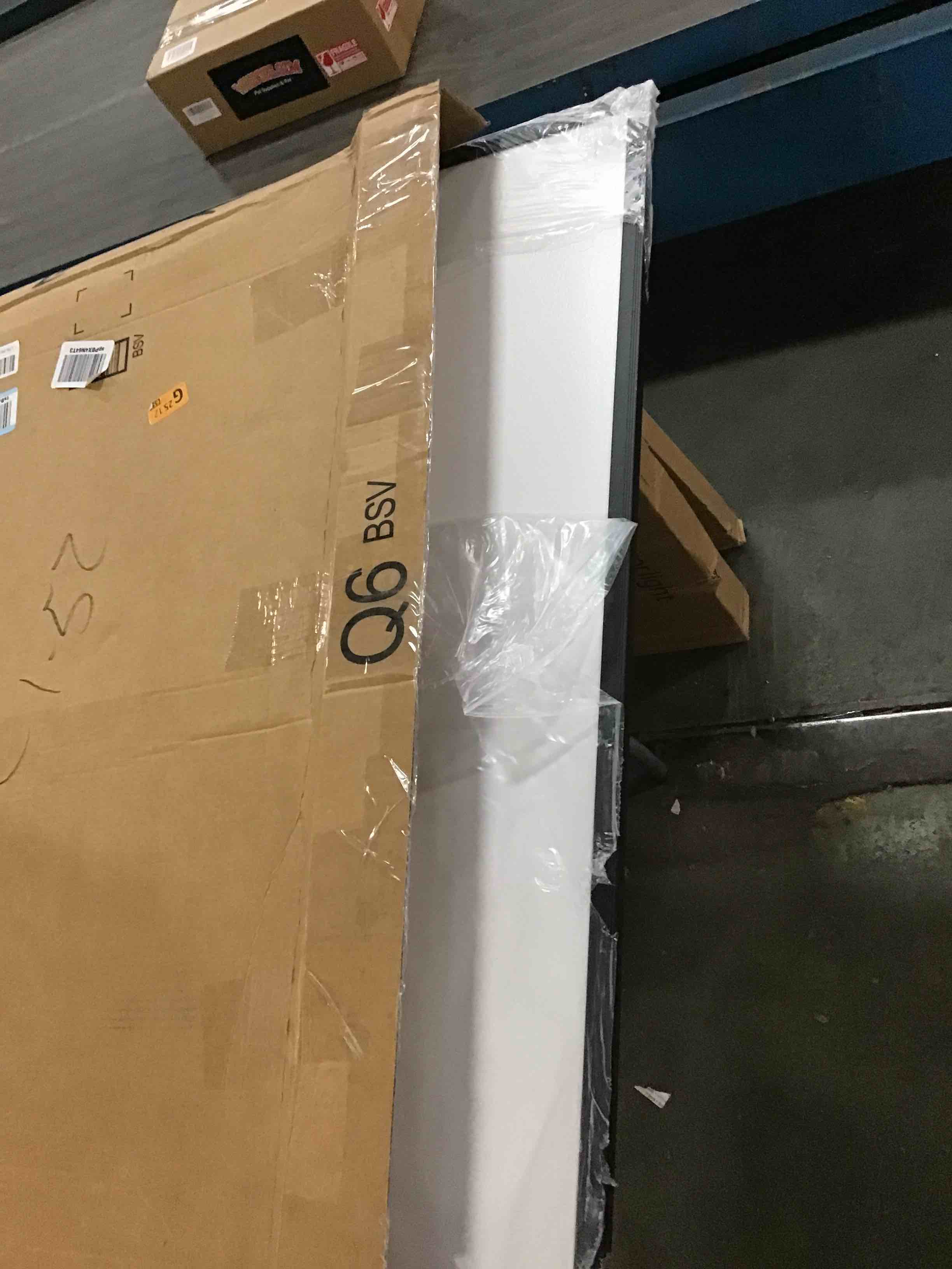 https://s3.amazonaws.com/lotting-images-prod/bidfta/GRA0225224_1728600464129.jpeg