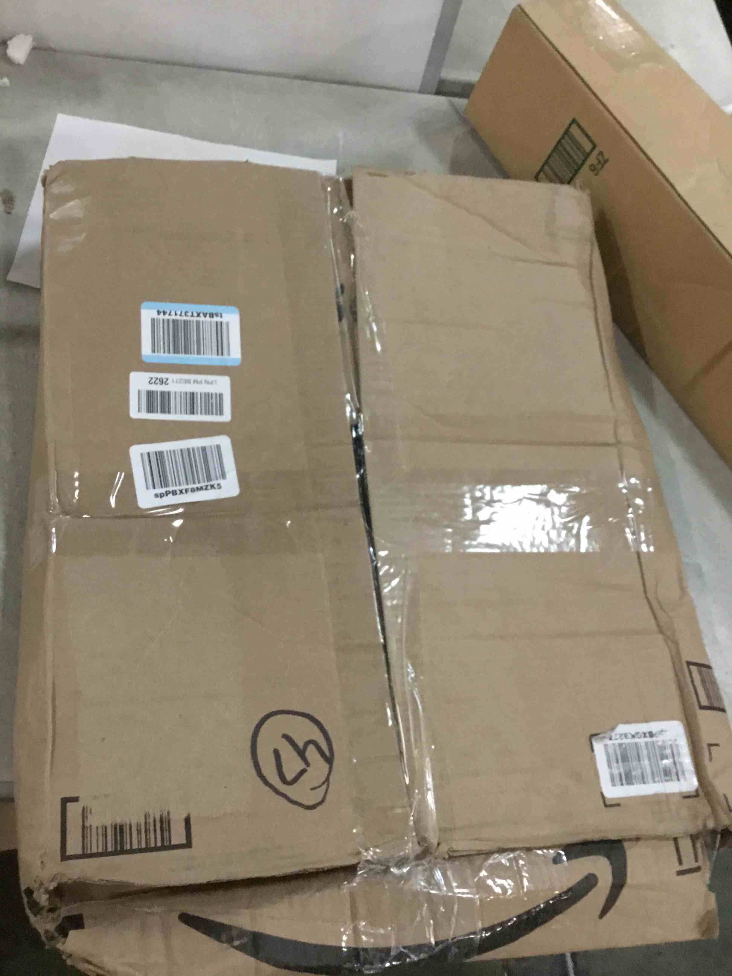 https://s3.amazonaws.com/lotting-images-prod/bidfta/GRA0225307_1728534420333.jpeg