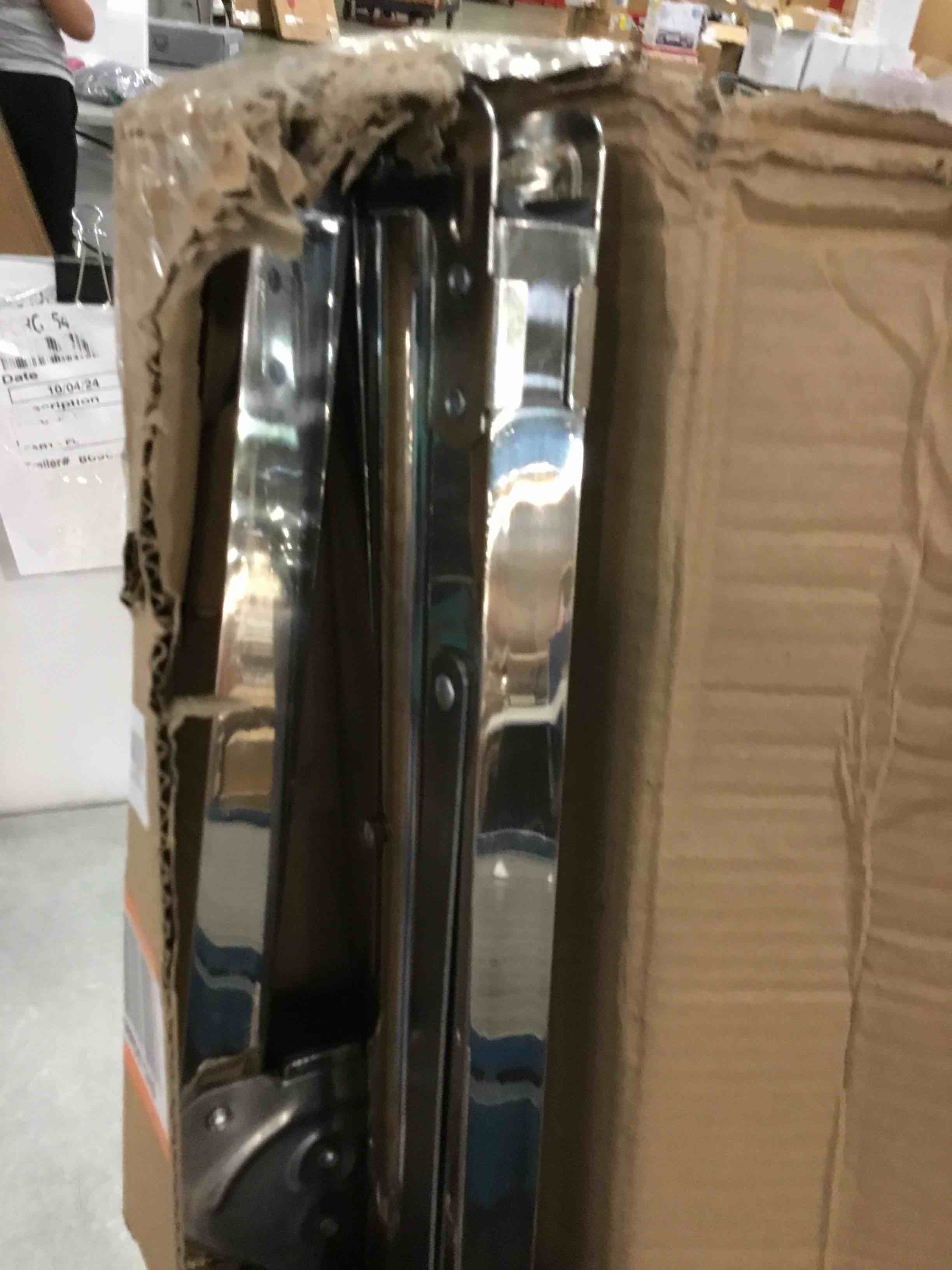https://s3.amazonaws.com/lotting-images-prod/bidfta/GRA0225952_1728341375085.jpeg