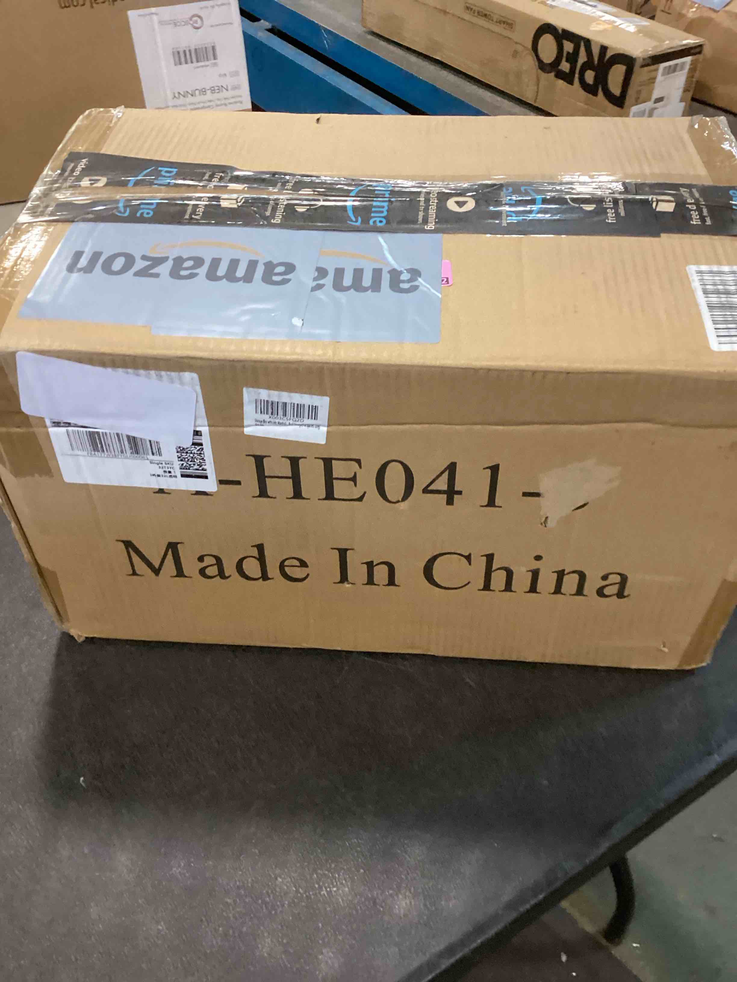 https://s3.amazonaws.com/lotting-images-prod/bidfta/GRA0226087_1730490411399.jpeg