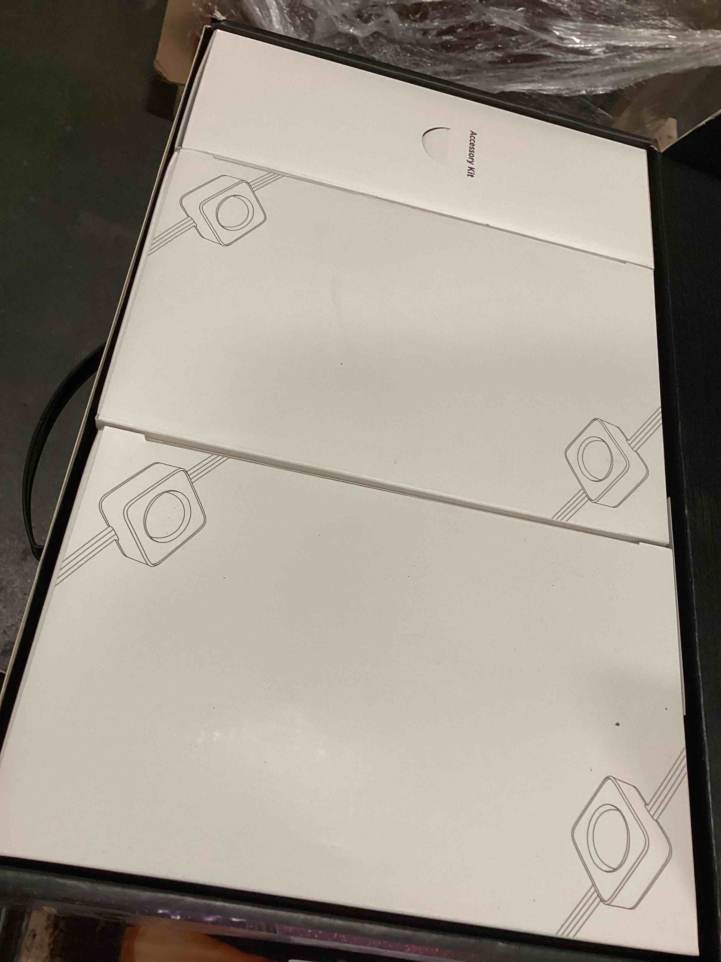 https://s3.amazonaws.com/lotting-images-prod/bidfta/GRA0227426_1729885685501.jpeg
