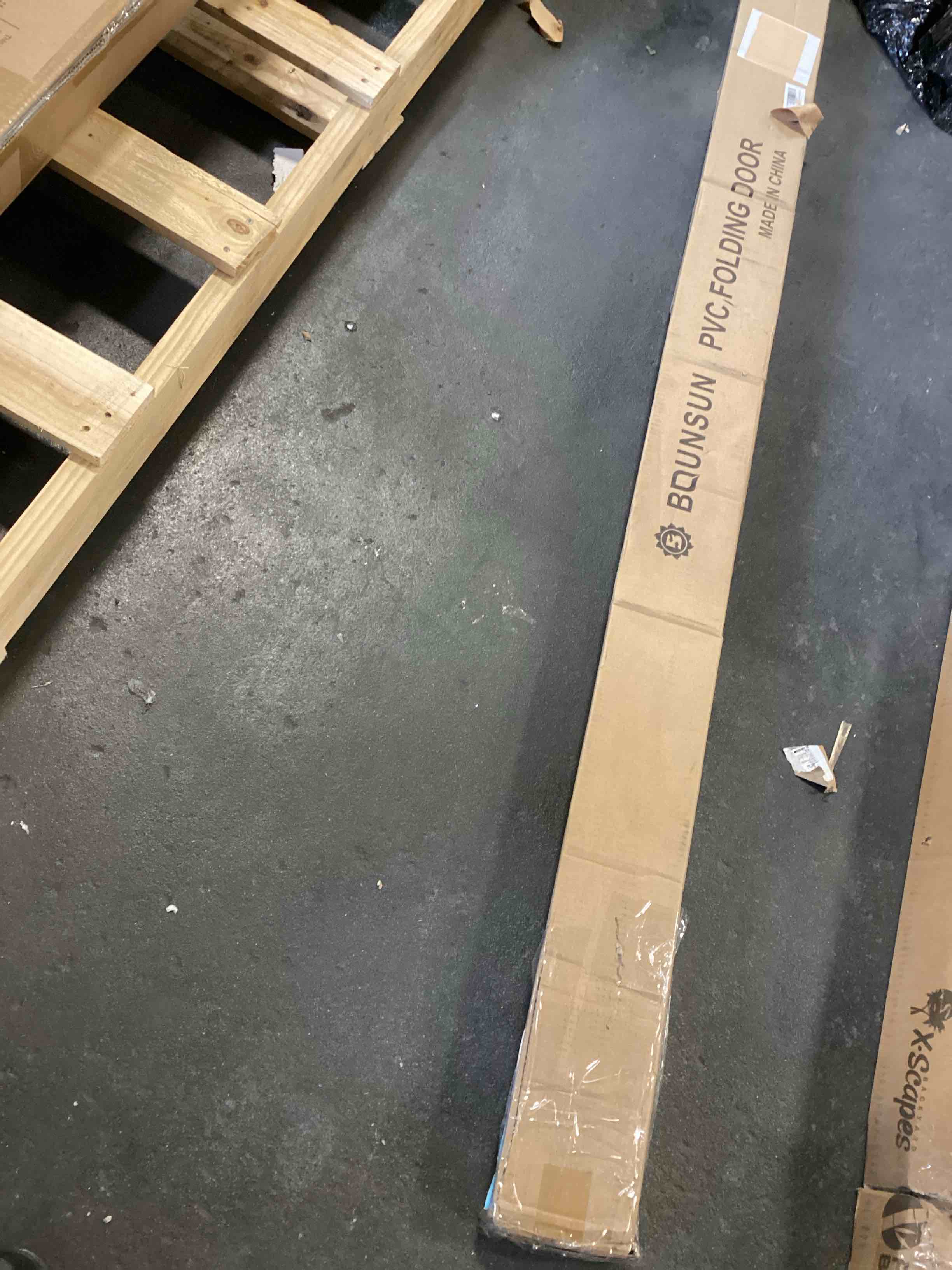 https://s3.amazonaws.com/lotting-images-prod/bidfta/GRA0227565_1729797339868.jpeg