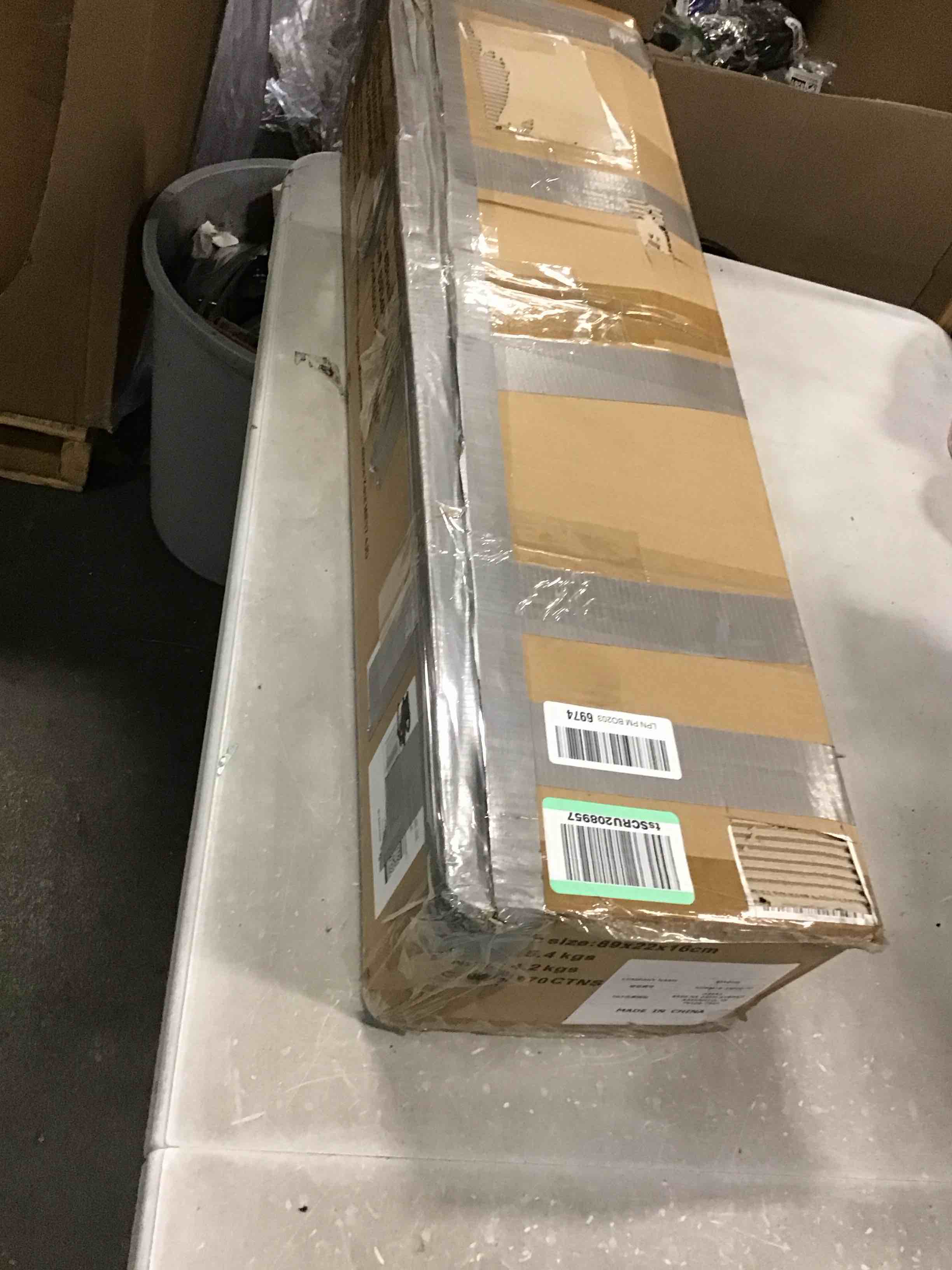 https://s3.amazonaws.com/lotting-images-prod/bidfta/GRA0228227_1728928001005.jpeg