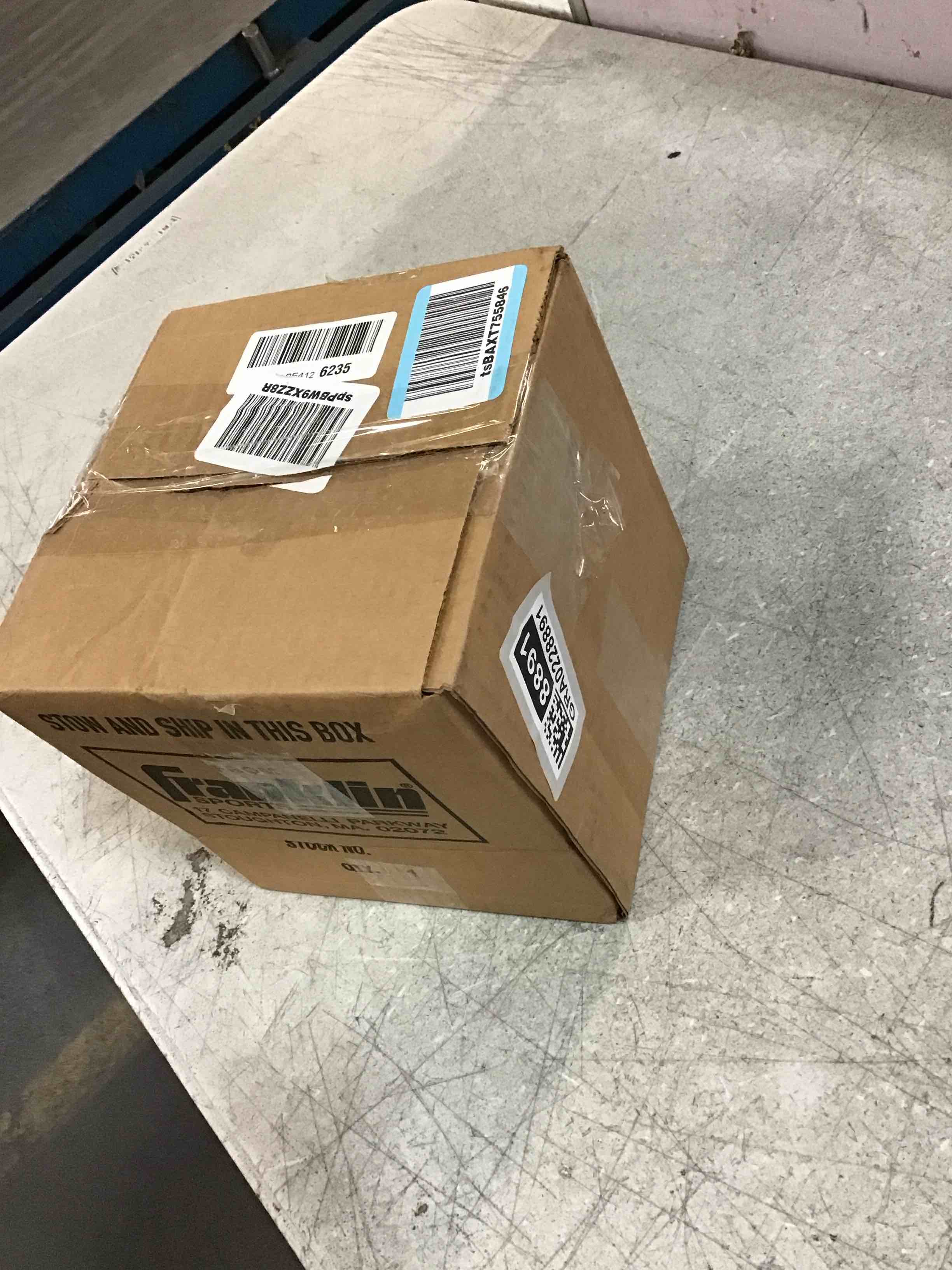 https://s3.amazonaws.com/lotting-images-prod/bidfta/GRA0228891_1728488598311.jpeg