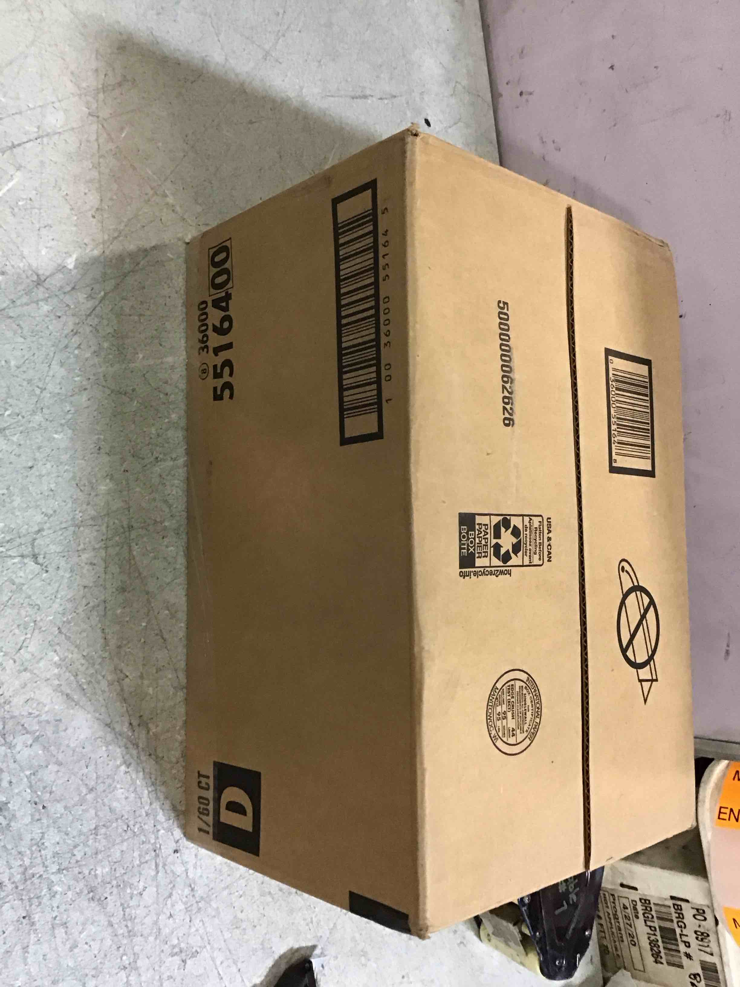 https://s3.amazonaws.com/lotting-images-prod/bidfta/GRA0228964_1728477486940.jpeg