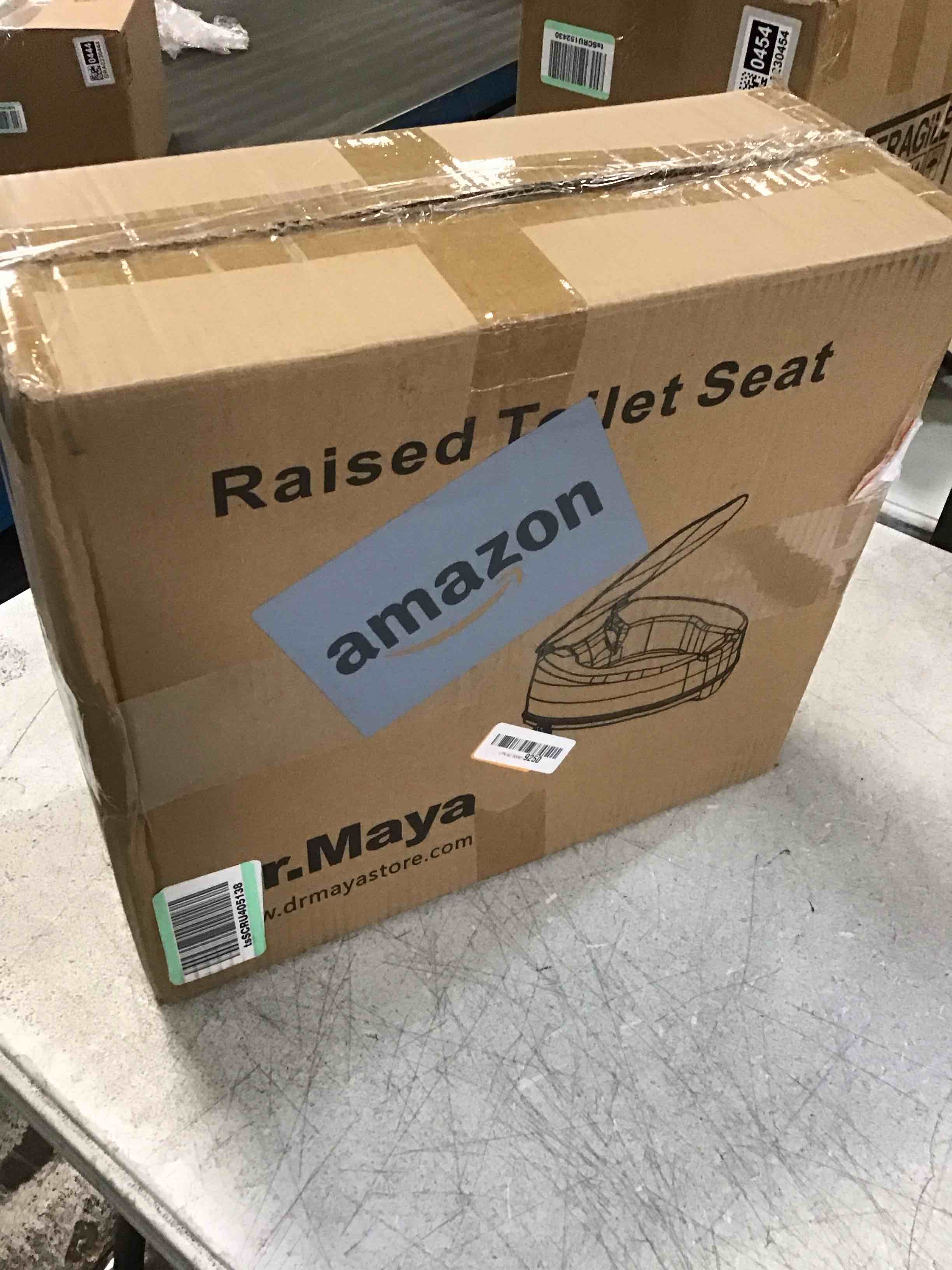https://s3.amazonaws.com/lotting-images-prod/bidfta/GRA0230443_1729957470072.jpeg
