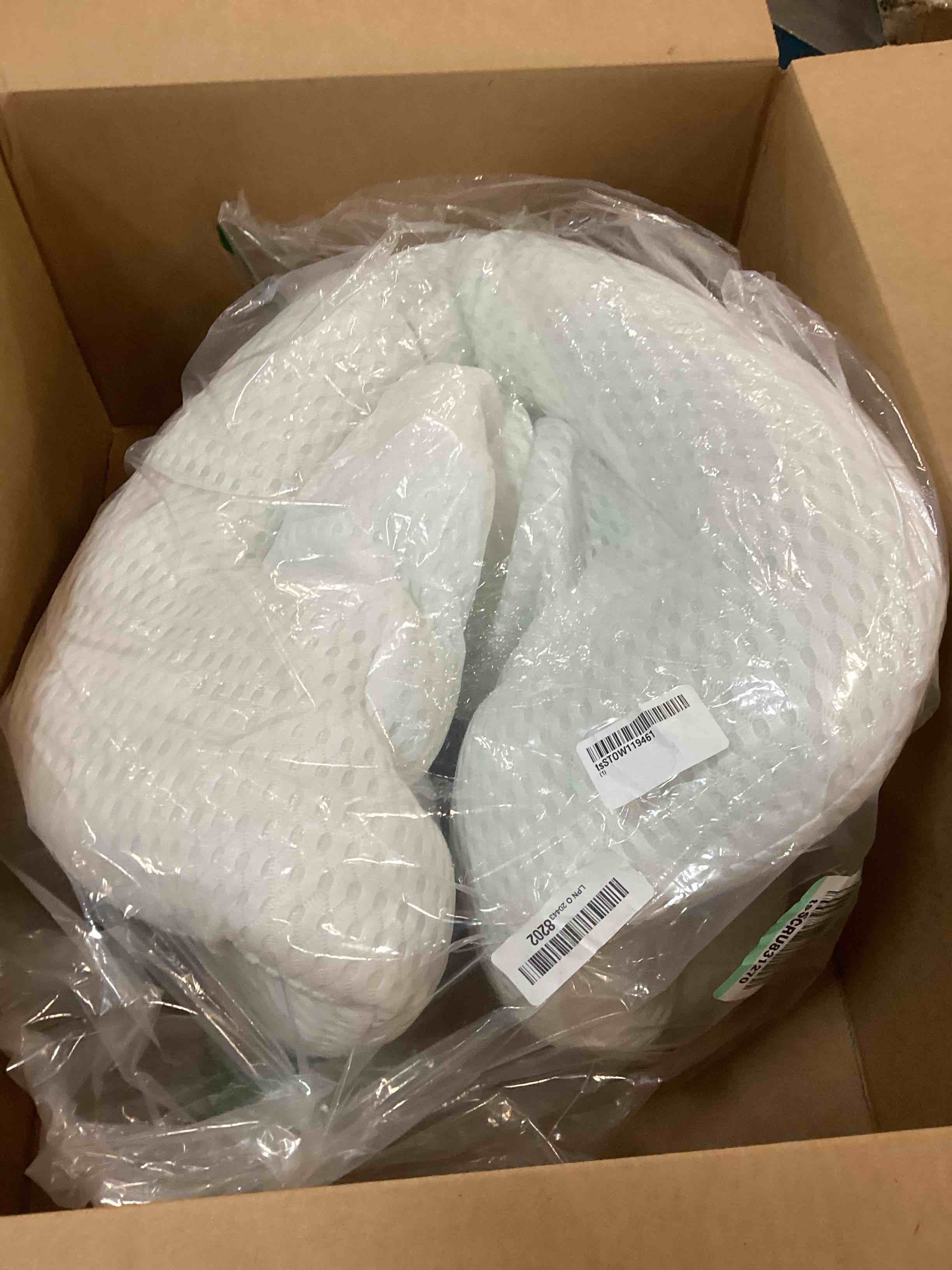 https://s3.amazonaws.com/lotting-images-prod/bidfta/GRA0230753_1729868904141.jpeg