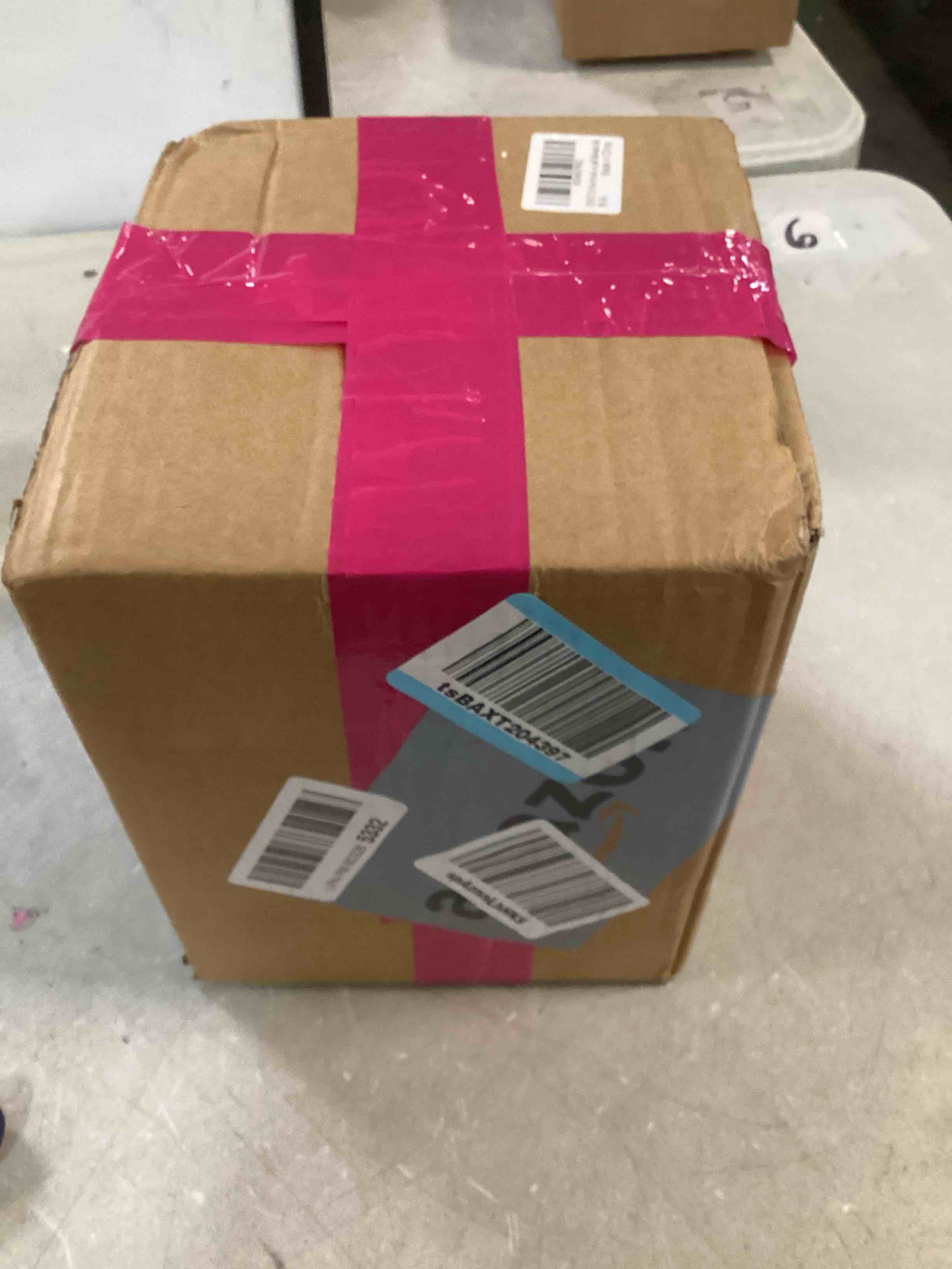 https://s3.amazonaws.com/lotting-images-prod/bidfta/GRA0231254_1729704230959.jpeg