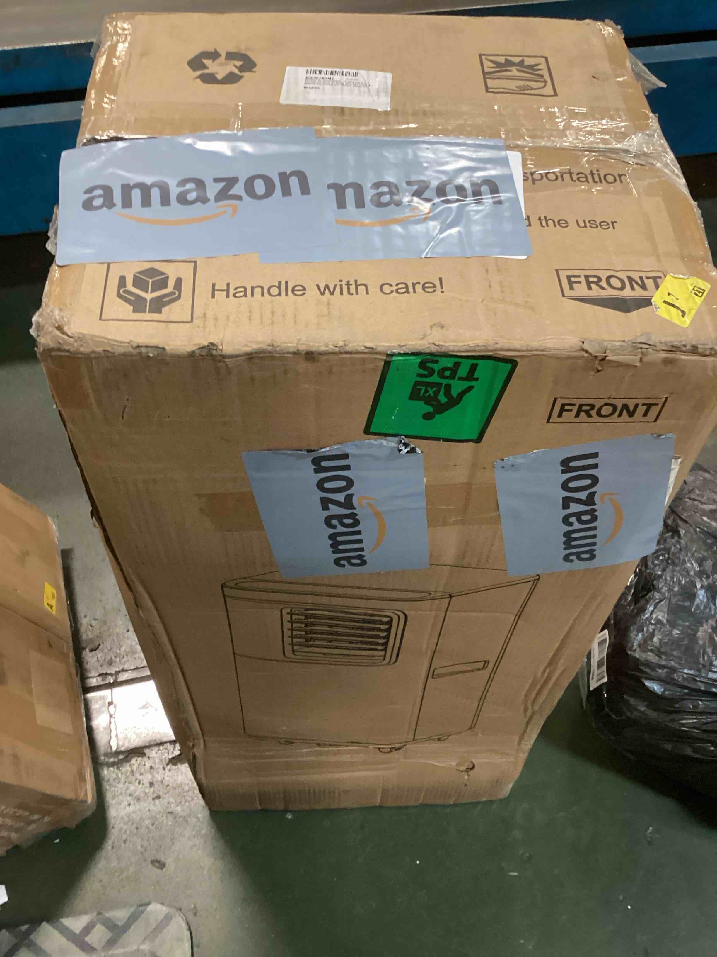 https://s3.amazonaws.com/lotting-images-prod/bidfta/GRA0231362_1729687221027.jpeg