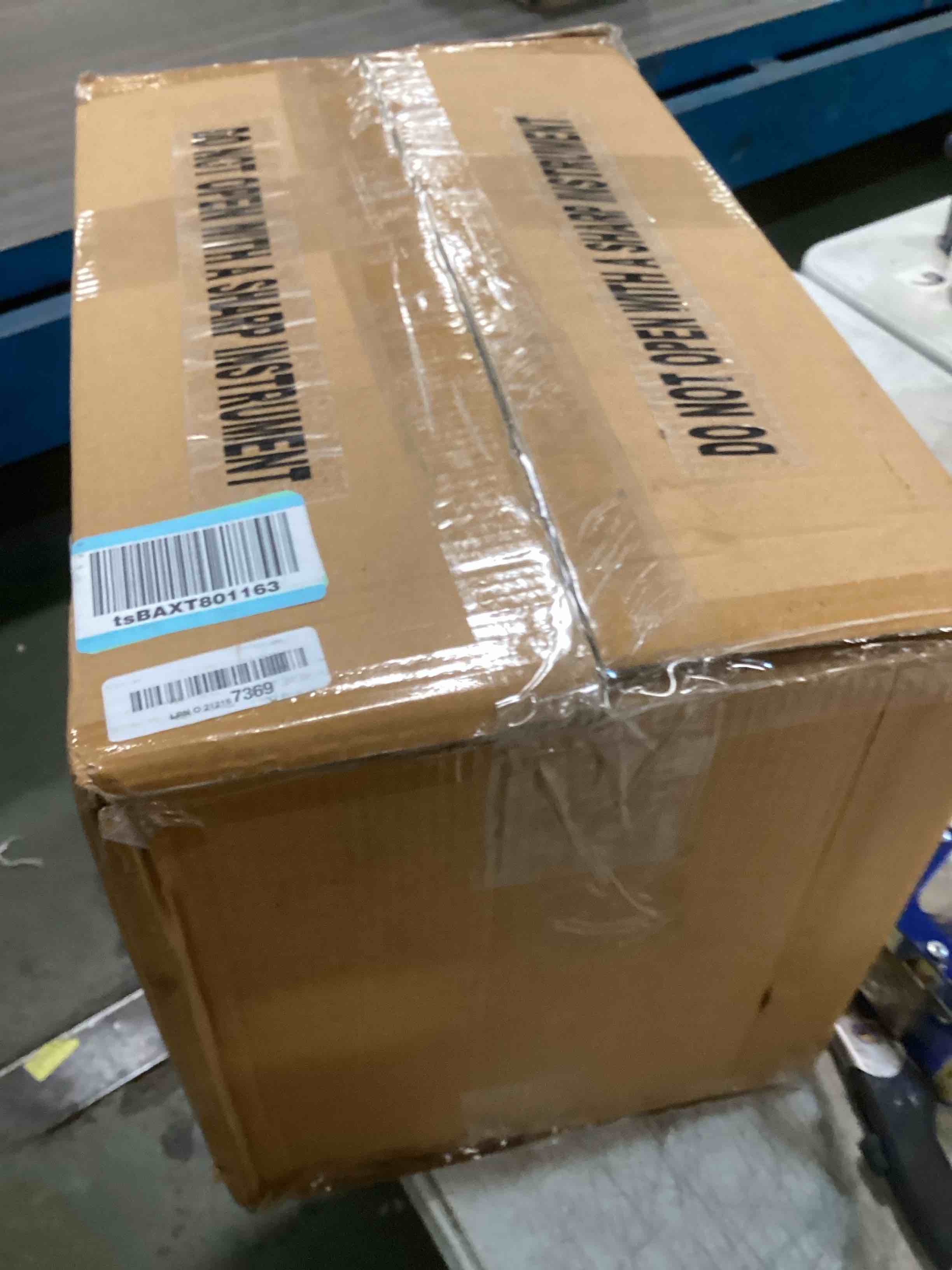 https://s3.amazonaws.com/lotting-images-prod/bidfta/GRA0231699_1729596245676.jpeg